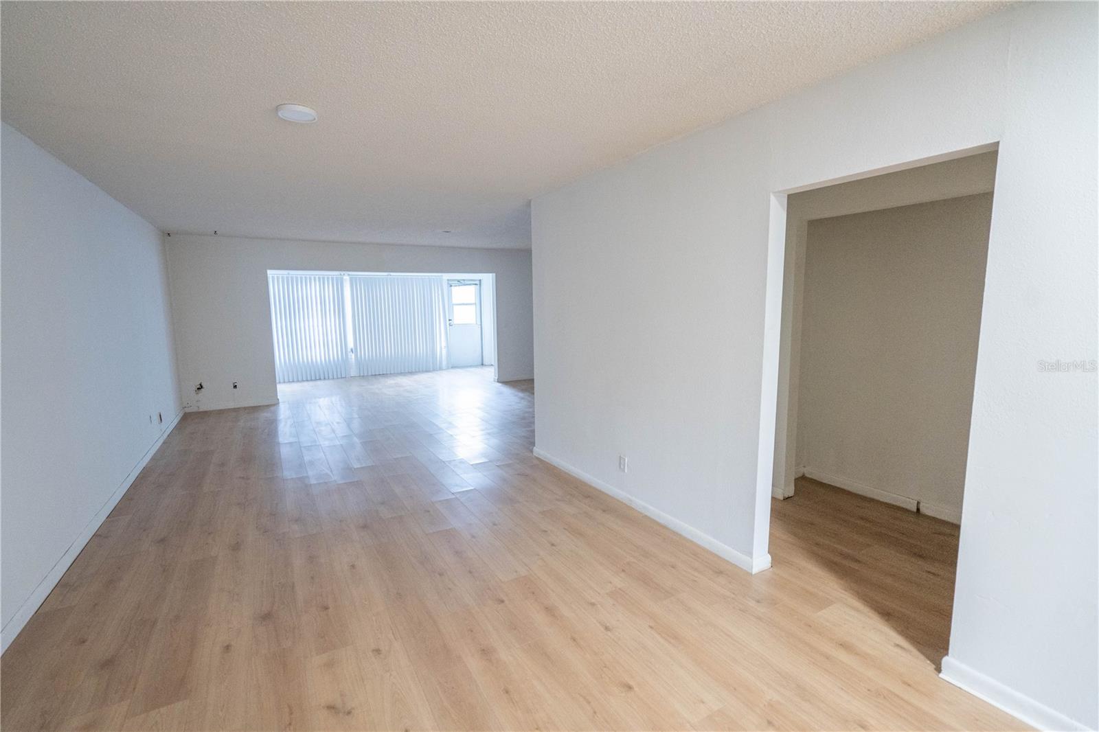 100 EL CAMINO DR #102