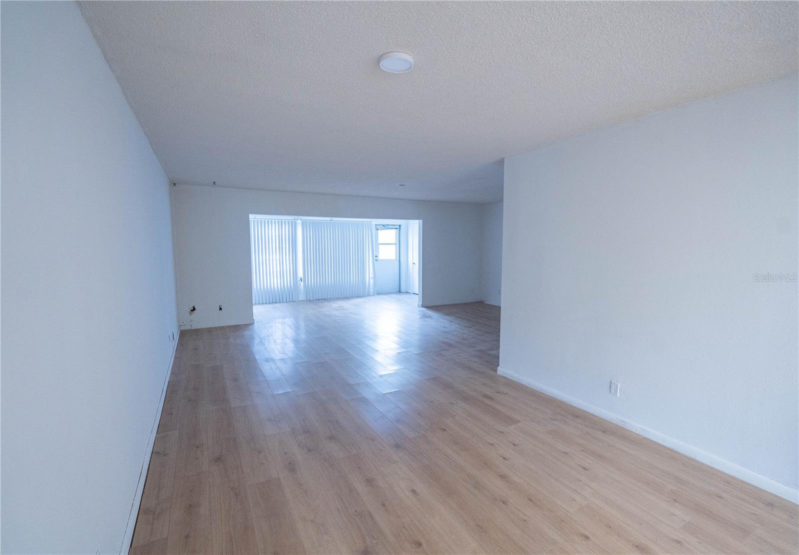 100 EL CAMINO DR #102