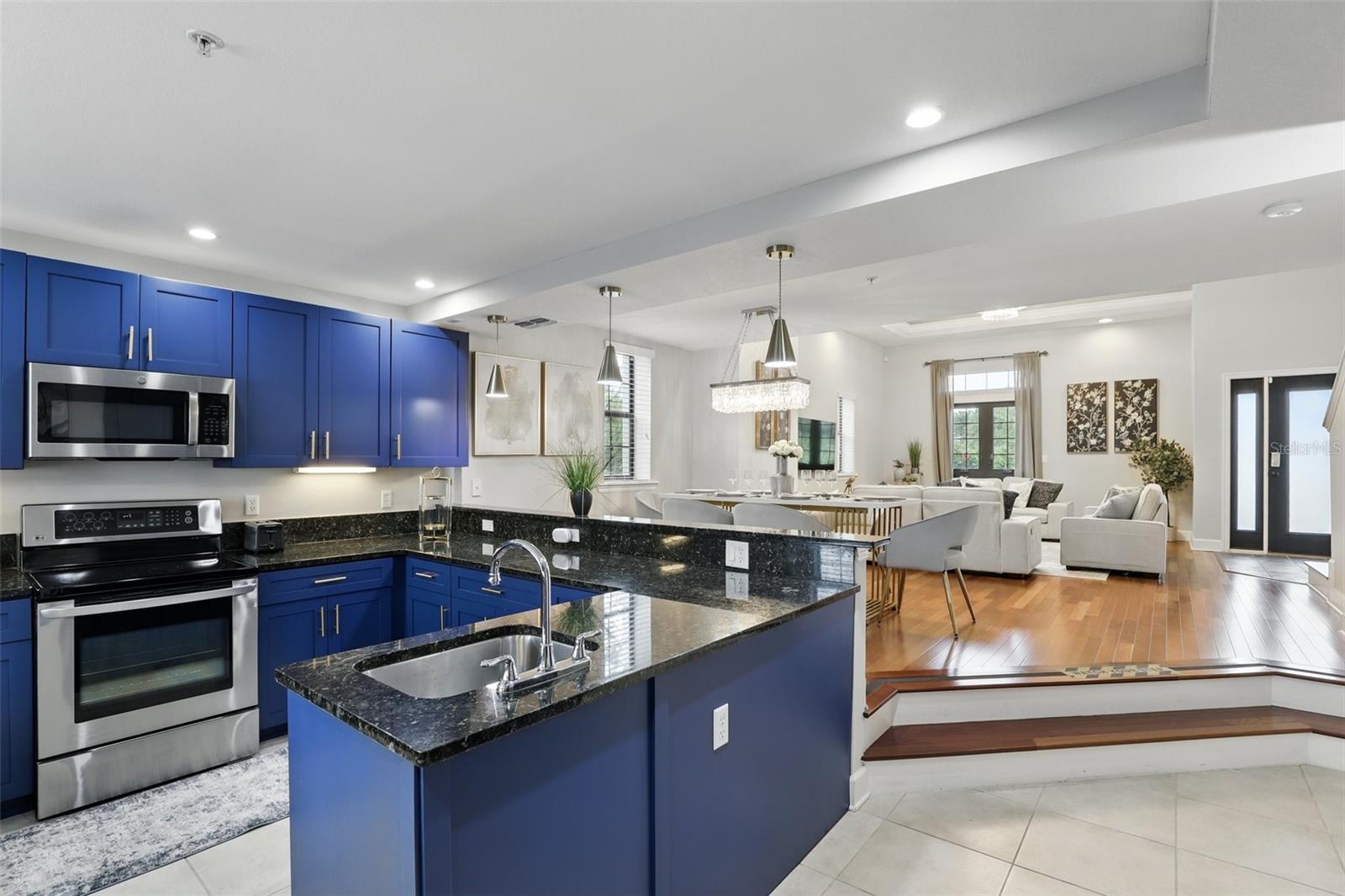14501 DAMAI LN