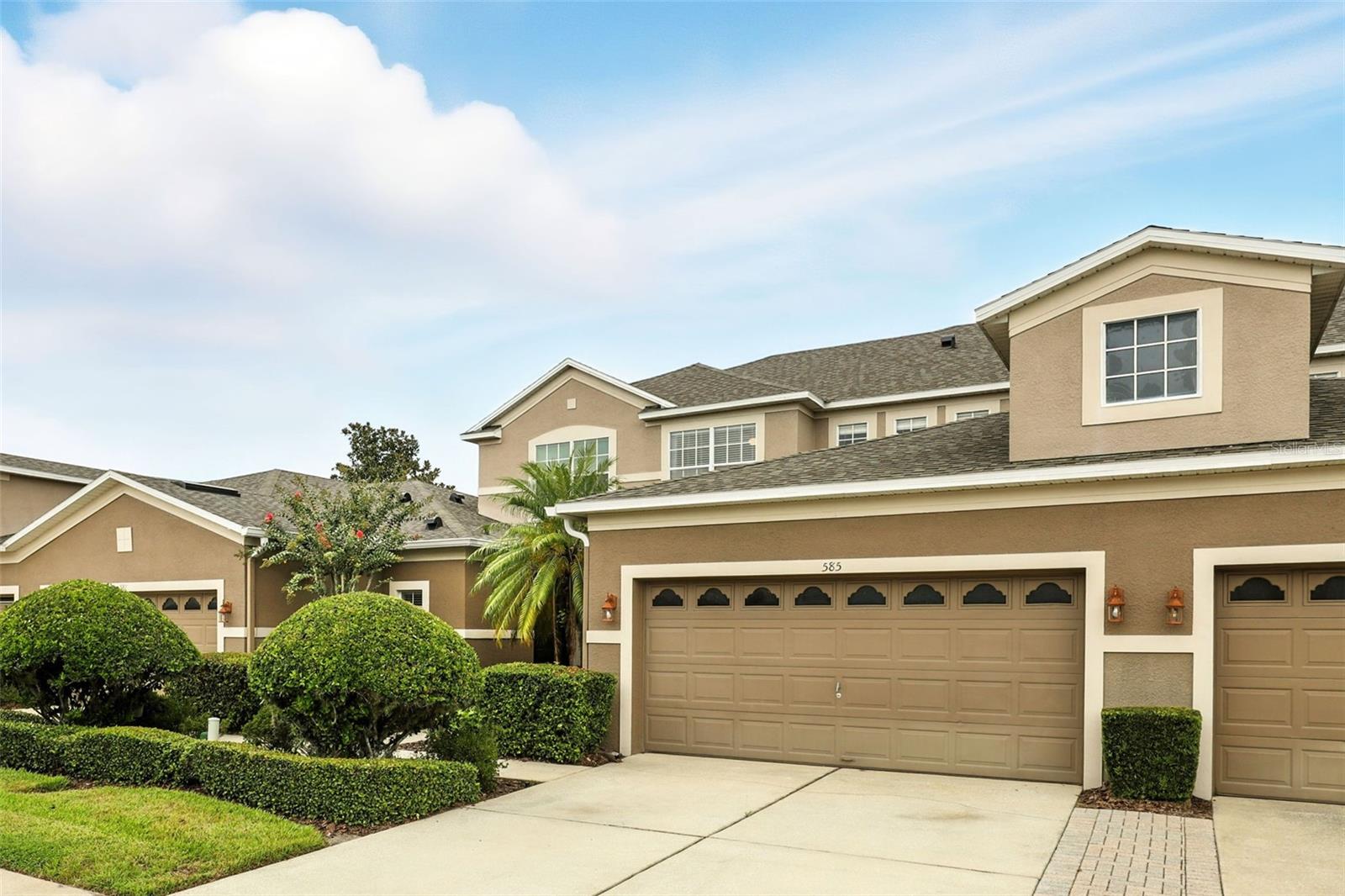 585 CRUZ BAY CIR