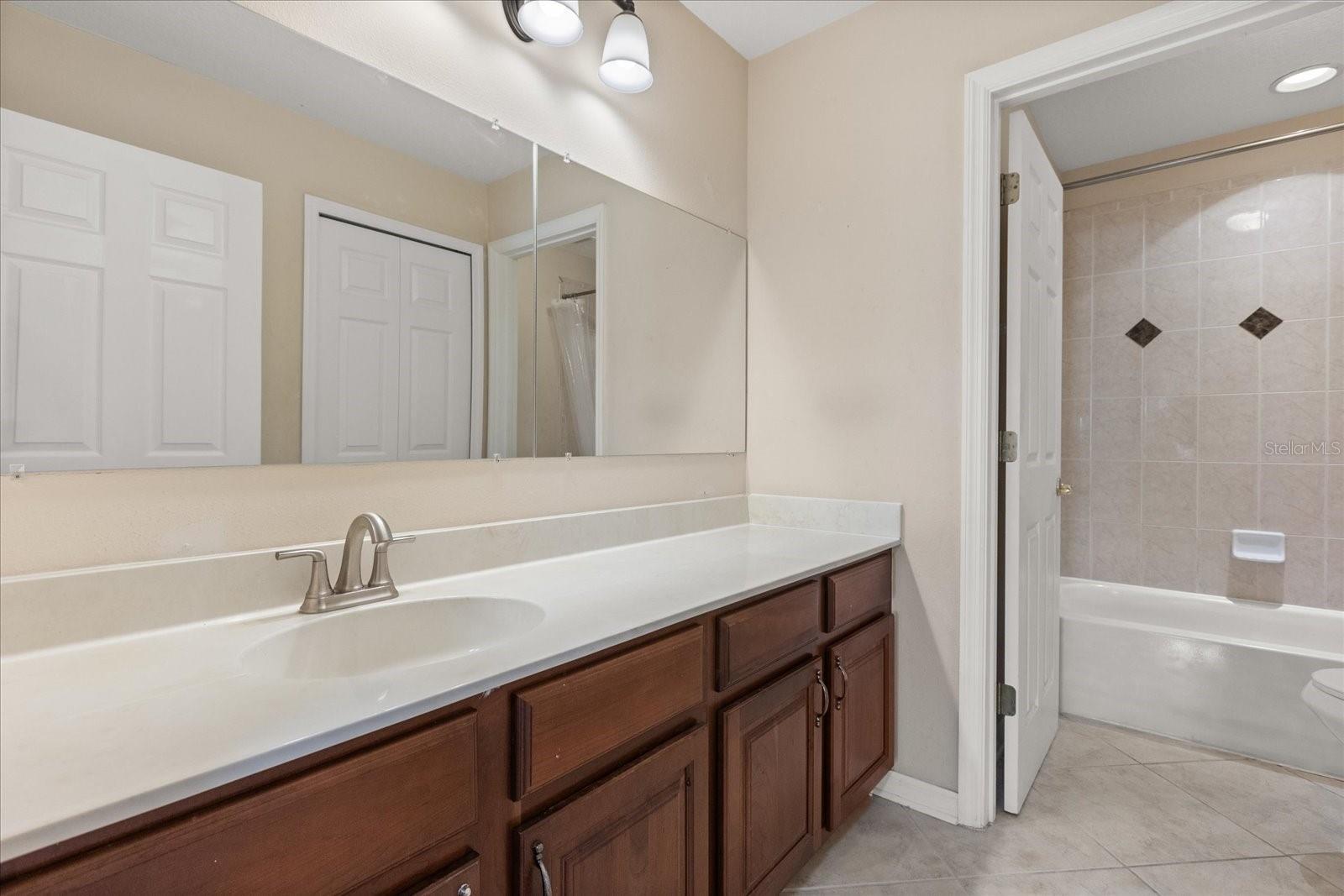 5846 MANCHESTER BRIDGE DR