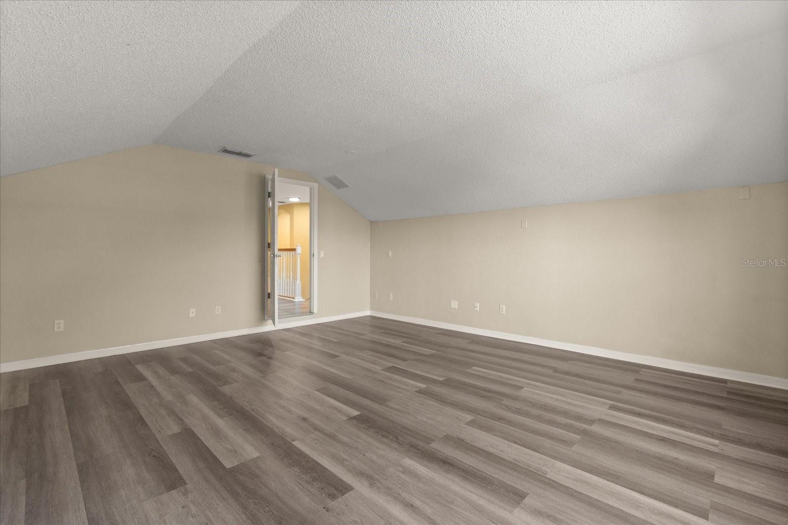 5846 MANCHESTER BRIDGE DR