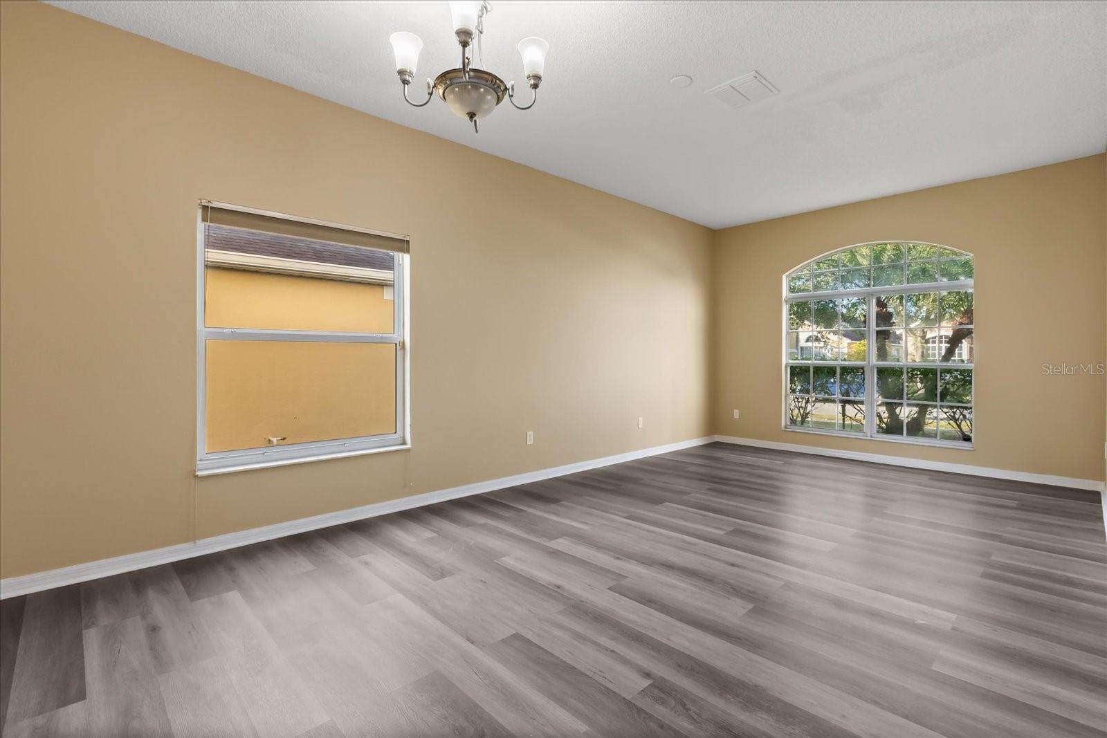 5846 MANCHESTER BRIDGE DR