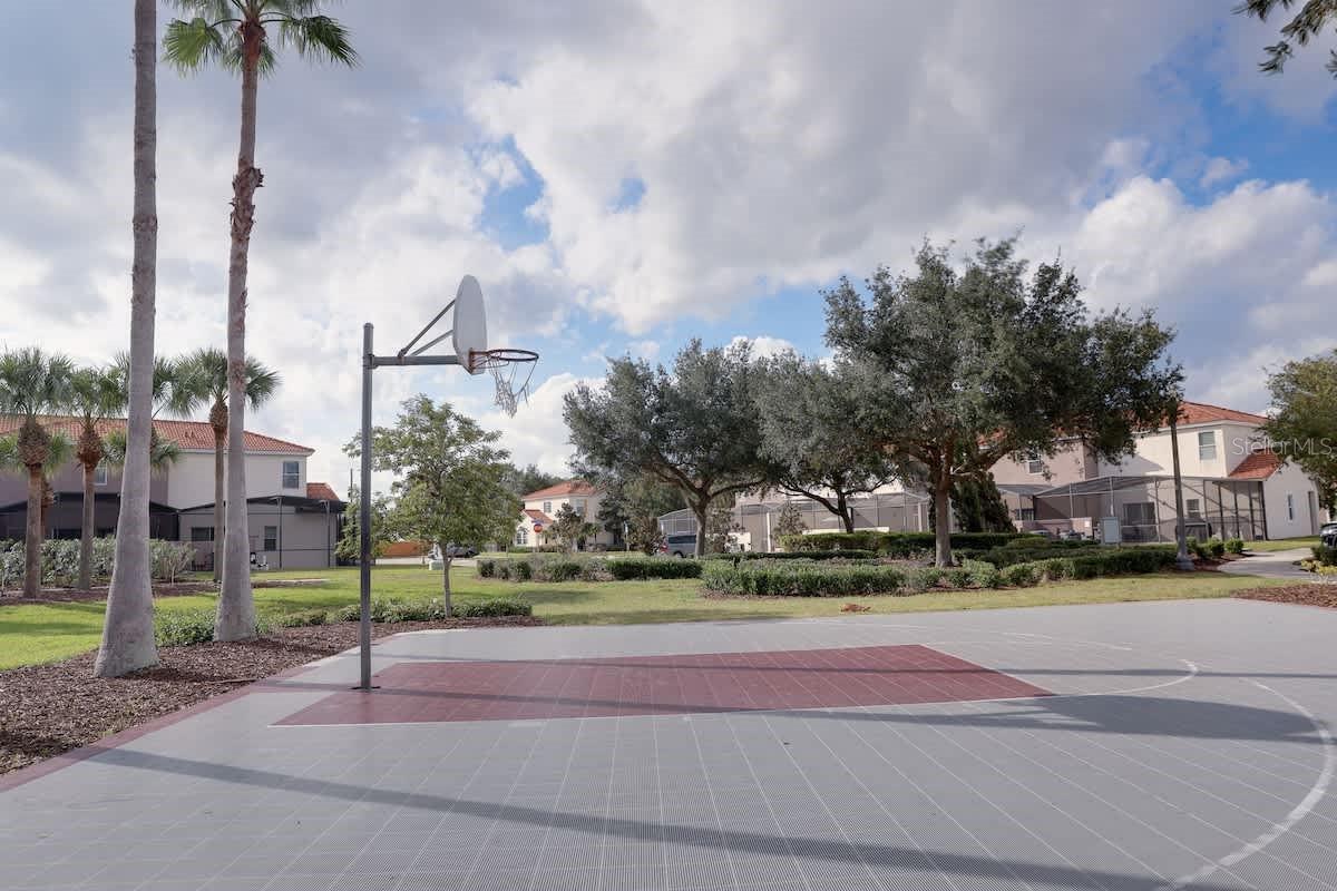 230 BALLO DR