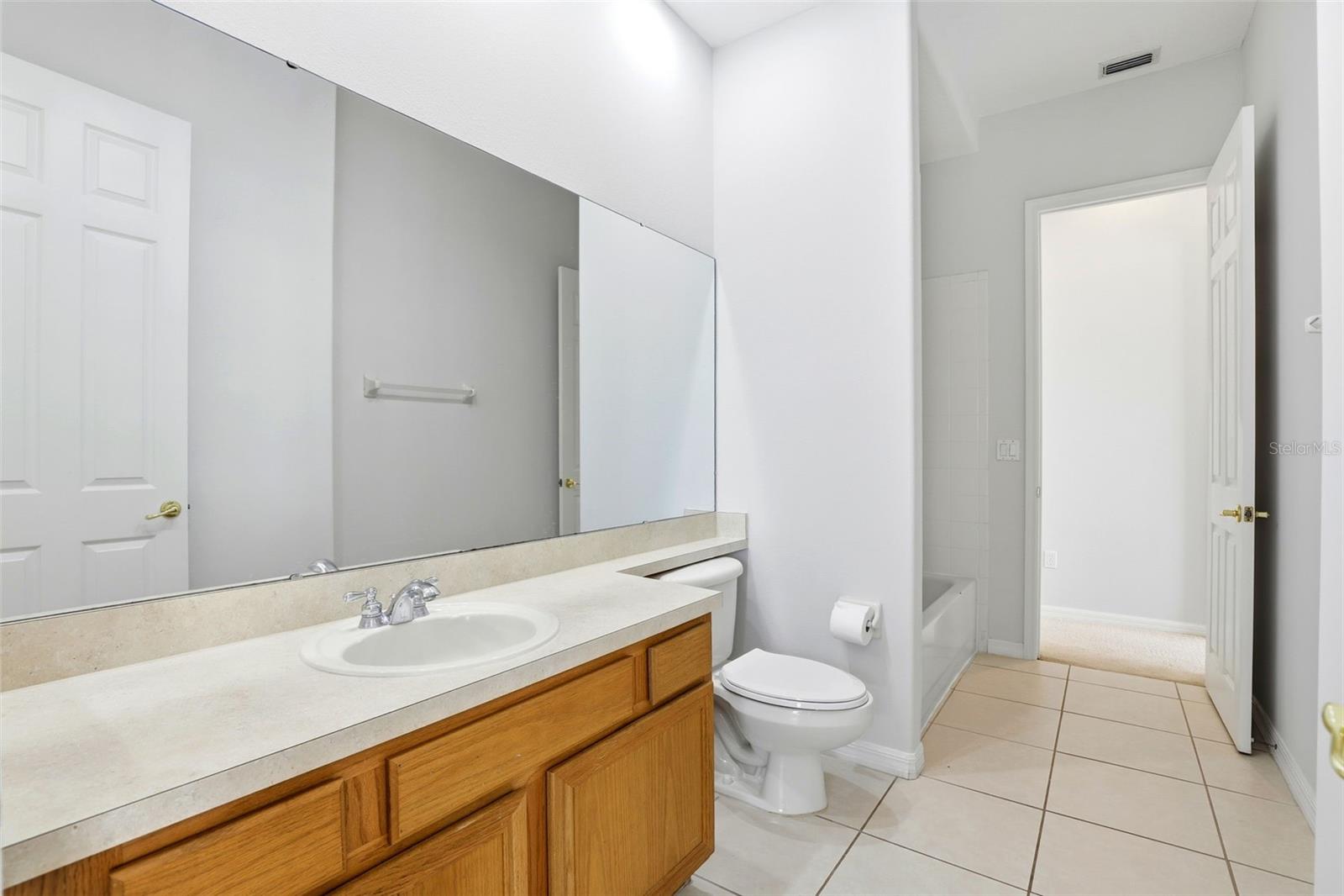 16368 TUDOR GROVE DR