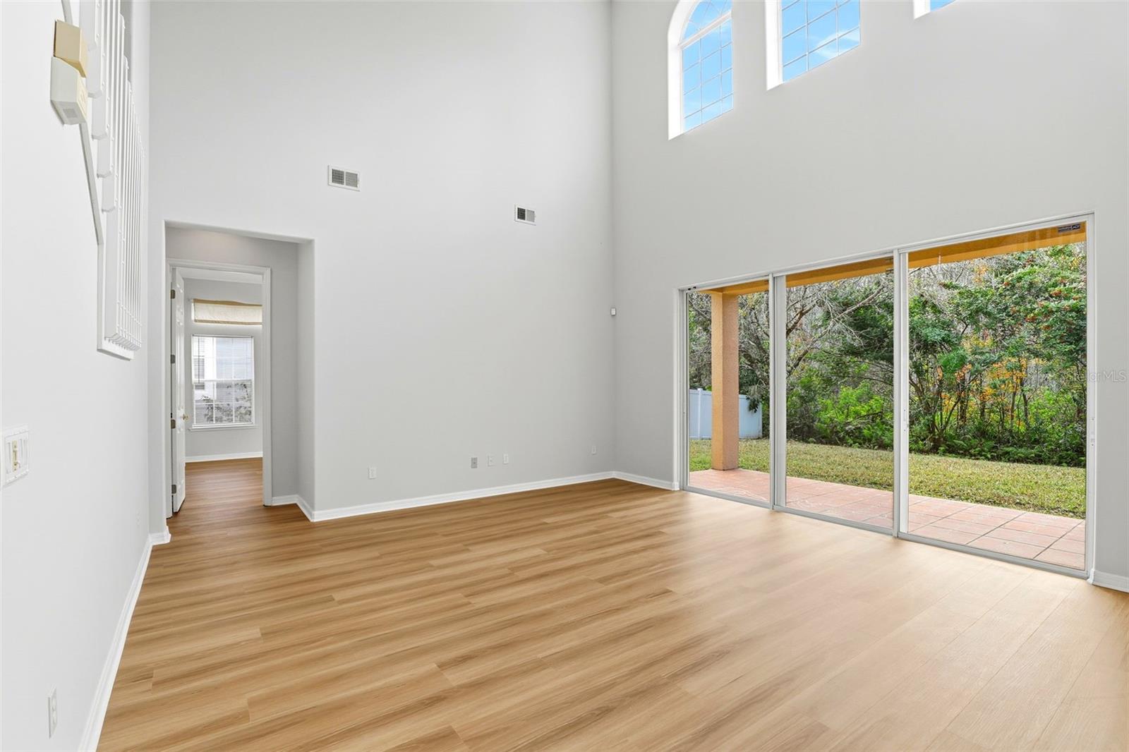 16368 TUDOR GROVE DR