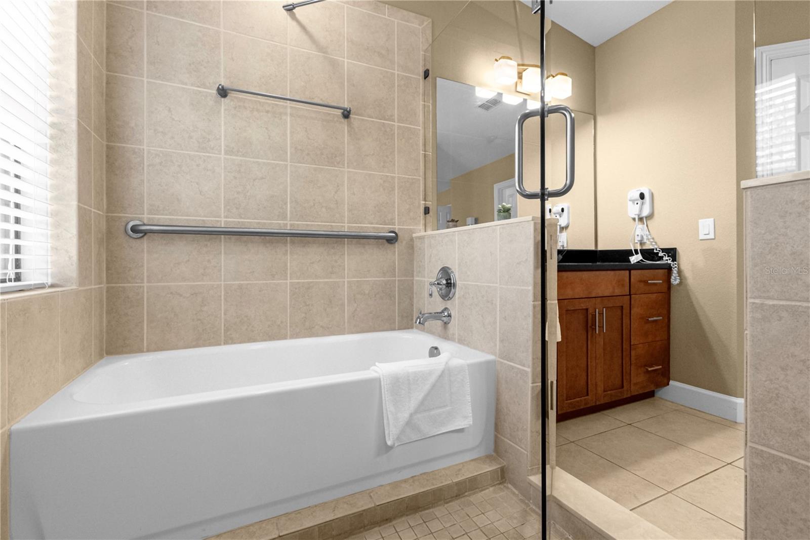 8501 KEDIAMAN AVE #8501