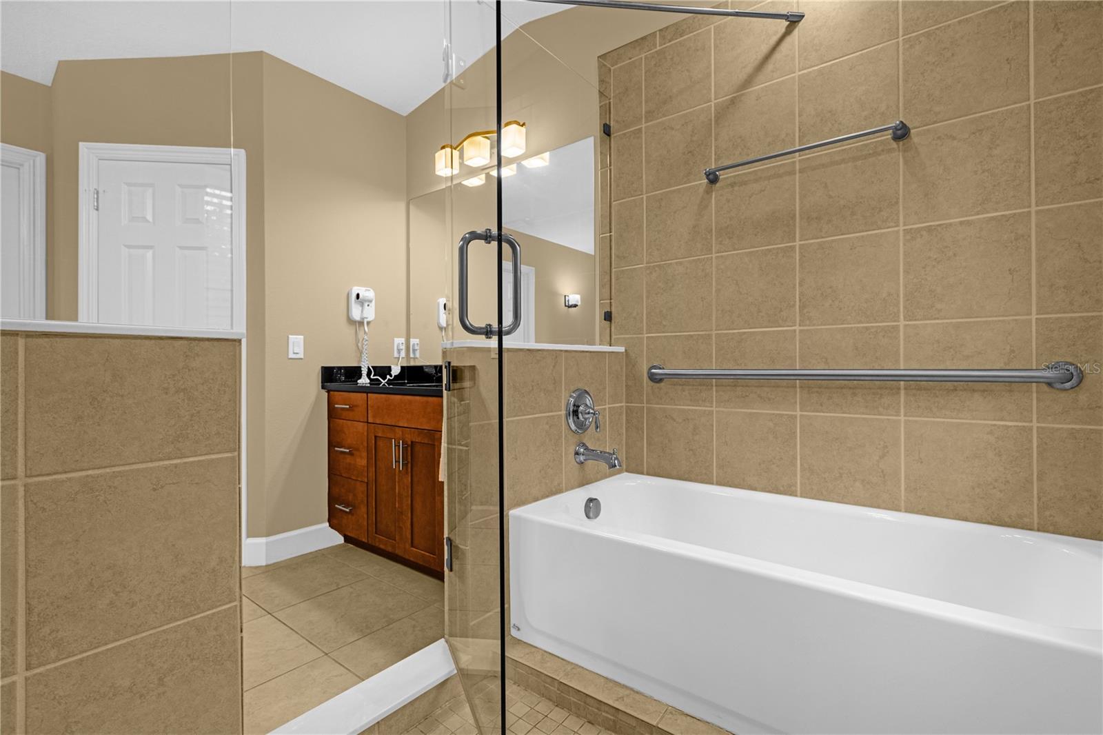 8507 KEDIAMAN AVE #8507