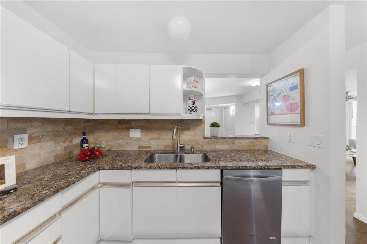 40 N Interstate Hwy 35 Unit: 6B3