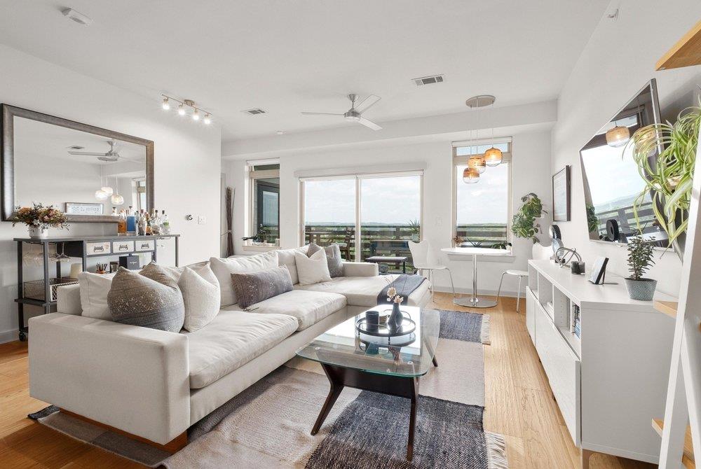 3600 S Lamar BLVD # 407