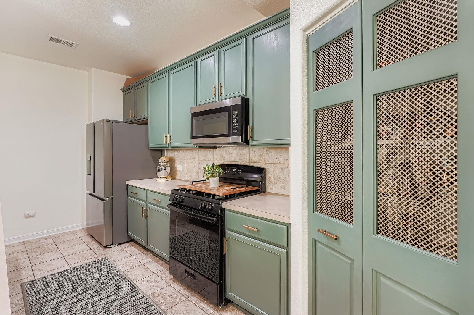 229 Ferrule DR
