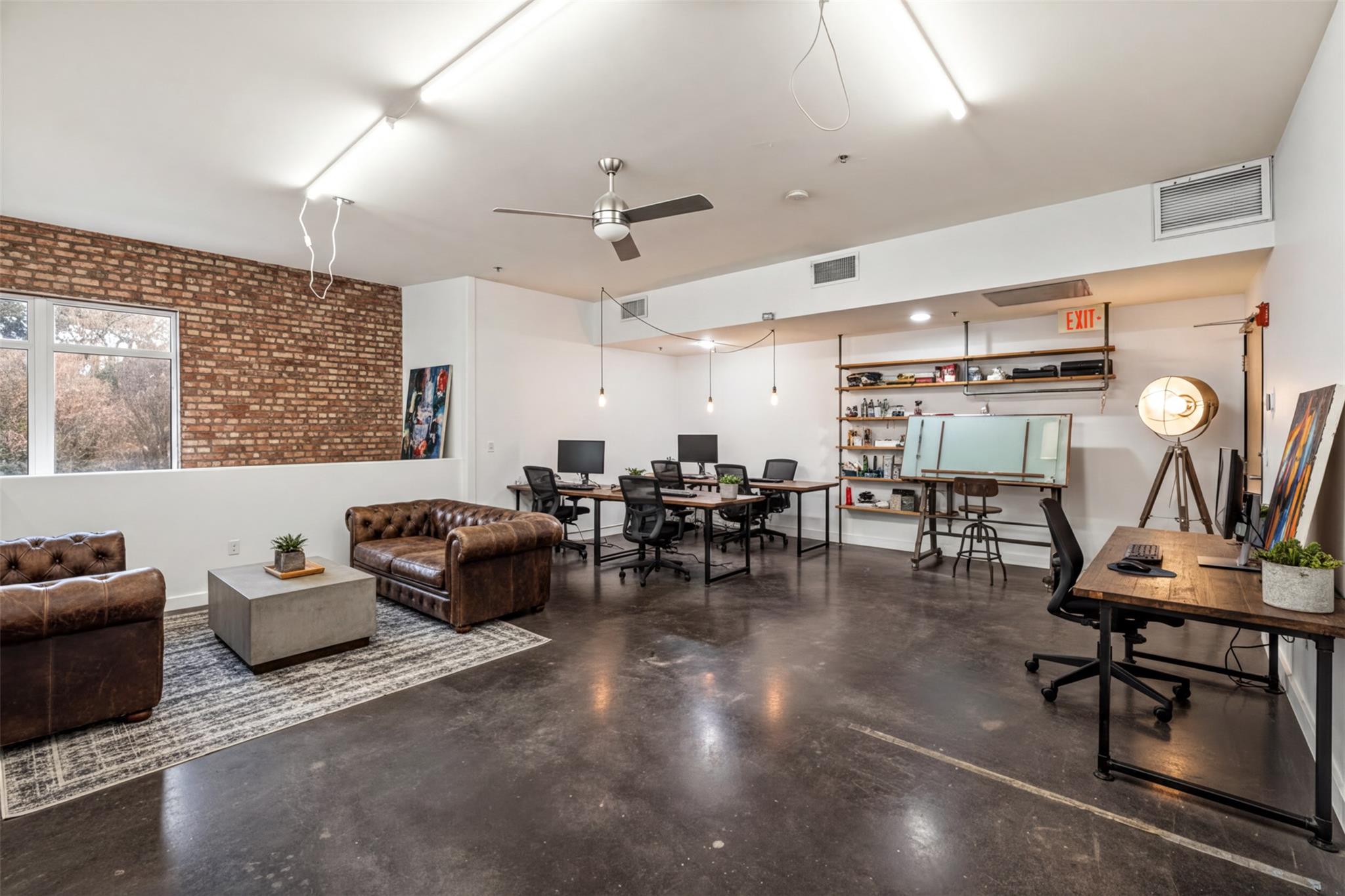 1601 E Cesar Chavez ST # 106