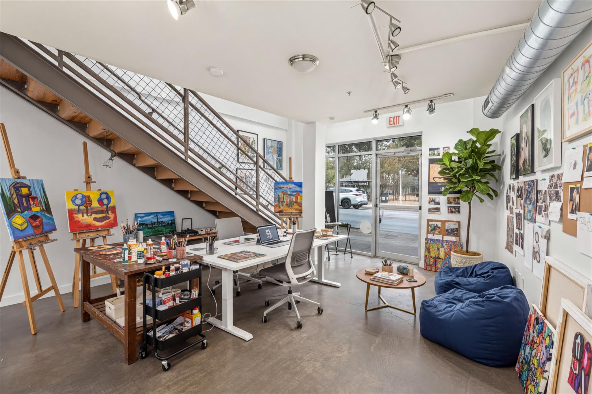 1601 E Cesar Chavez ST # 106