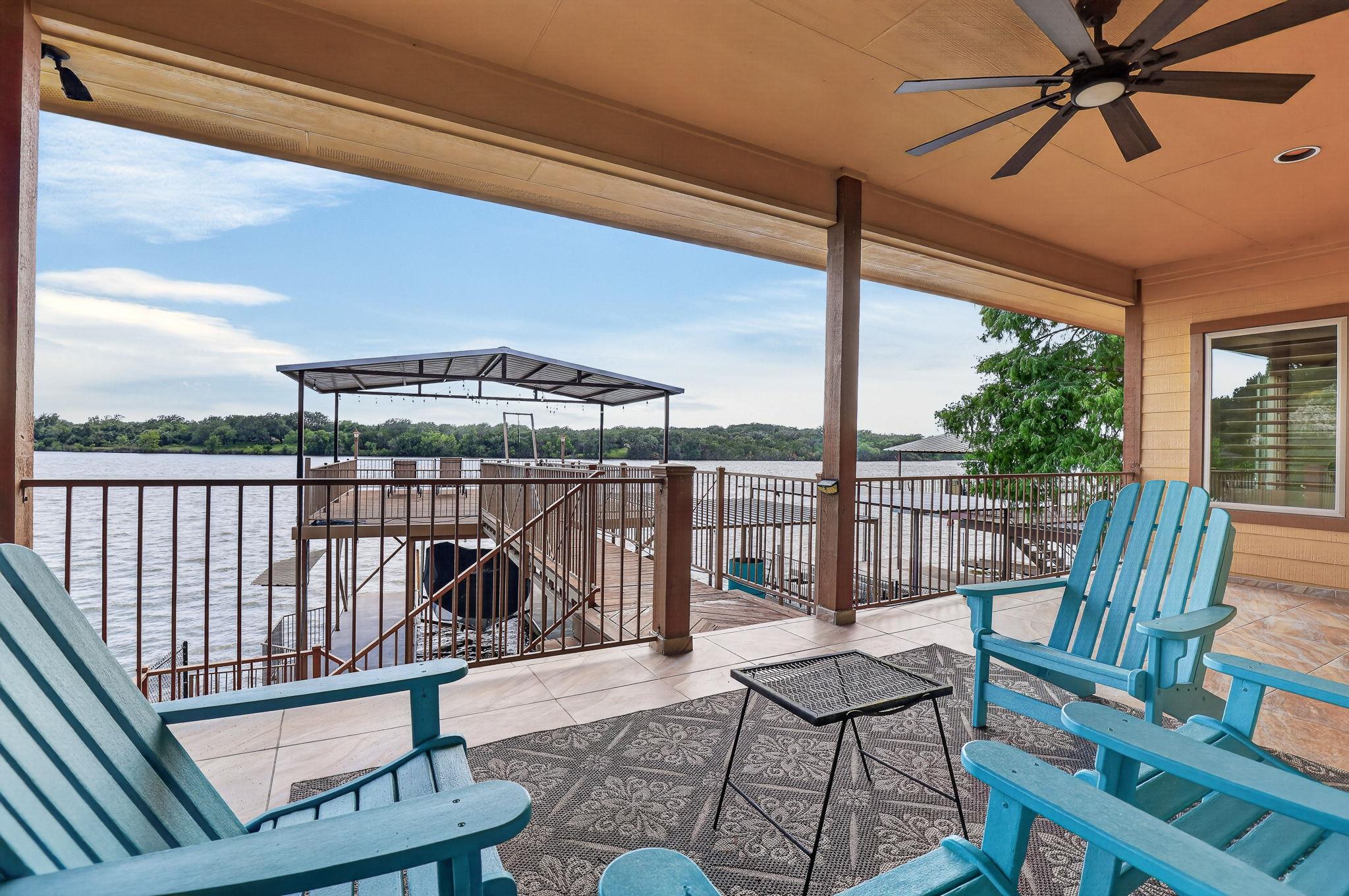 1002 Scenic LOOP