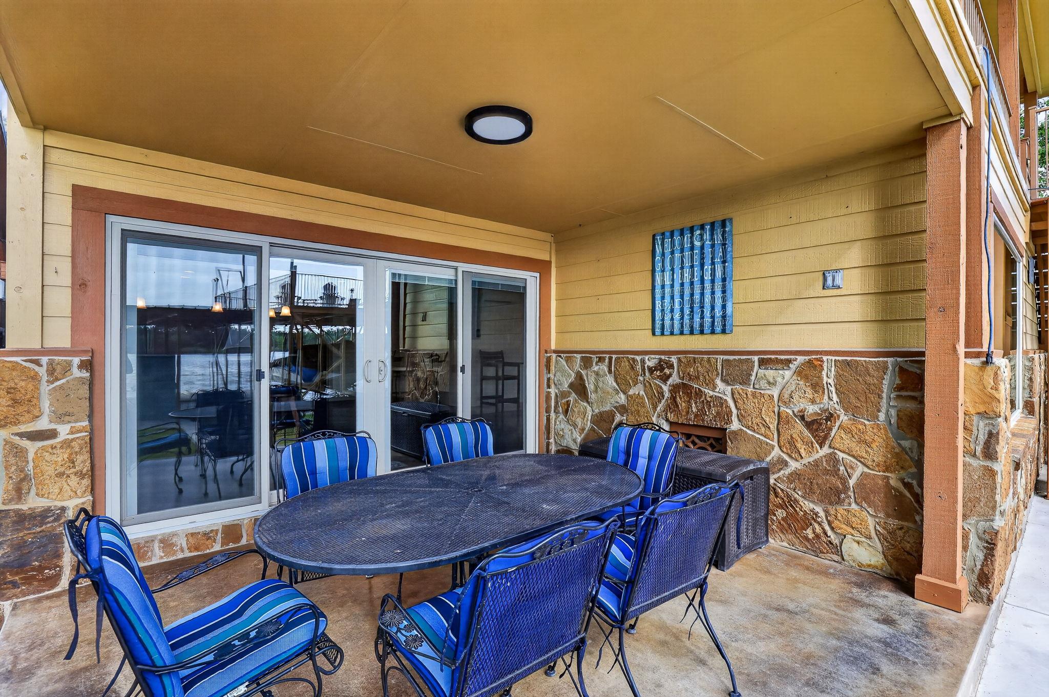 1002 Scenic LOOP