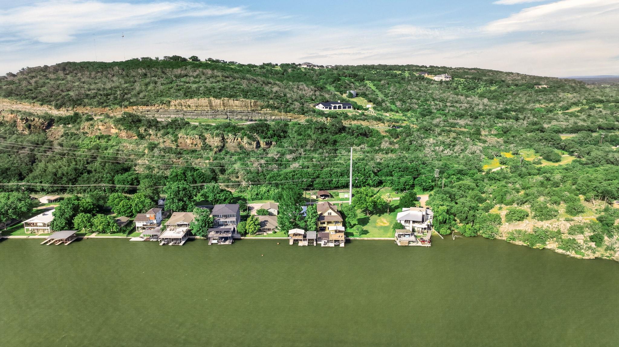 1002 Scenic LOOP