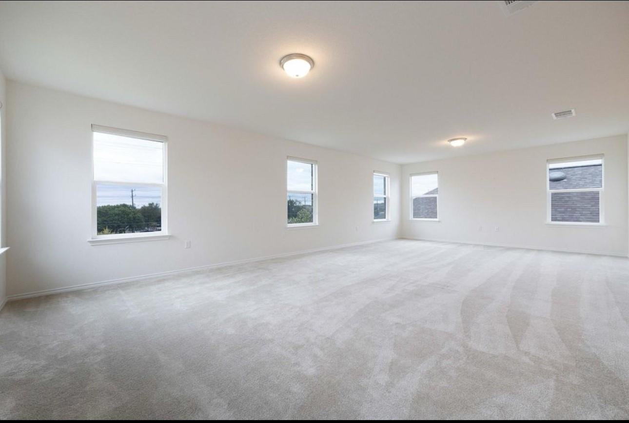 803 Sandhill DR