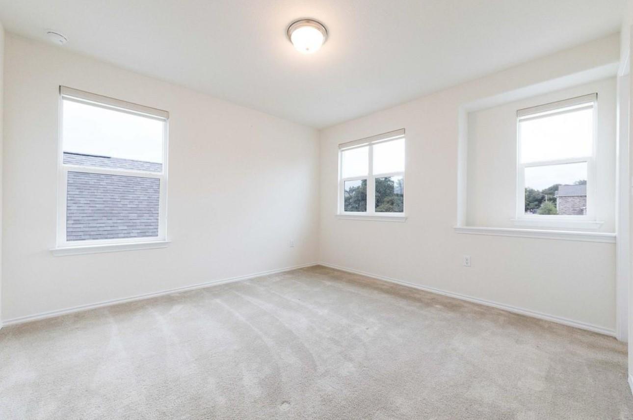 803 Sandhill DR
