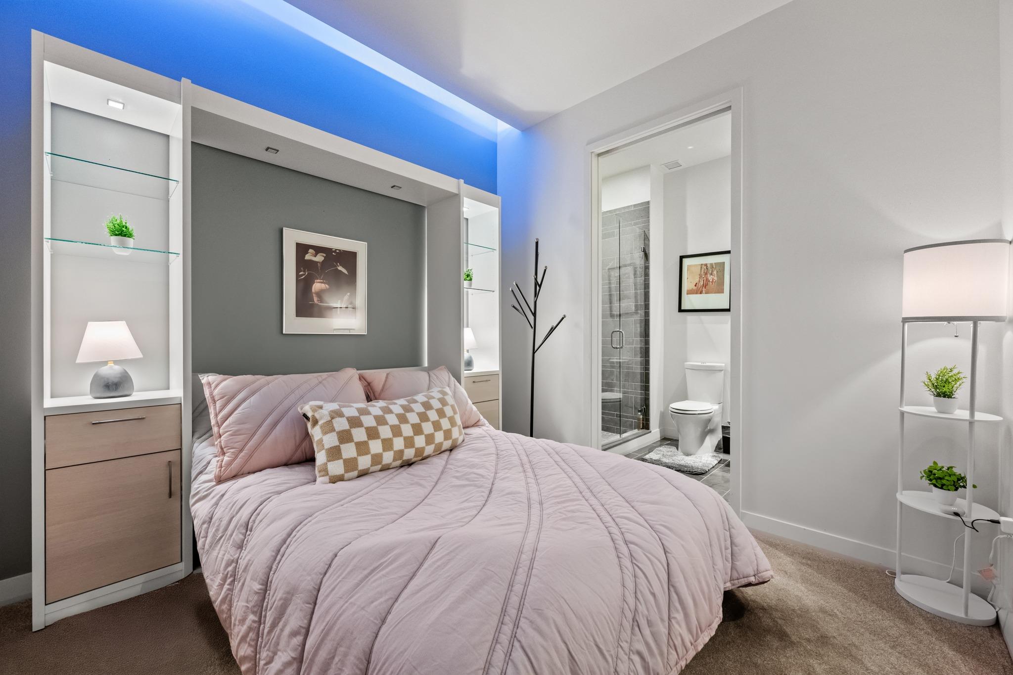 210 Lavaca ST # 1902