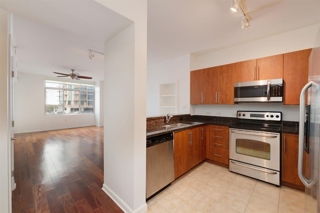 54 Rainey ST # 915