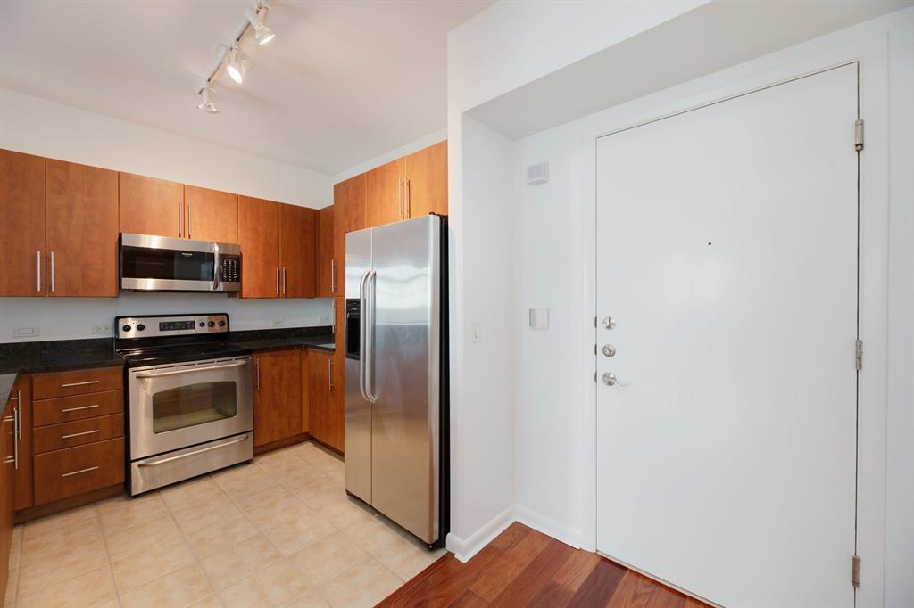 54 Rainey ST # 915