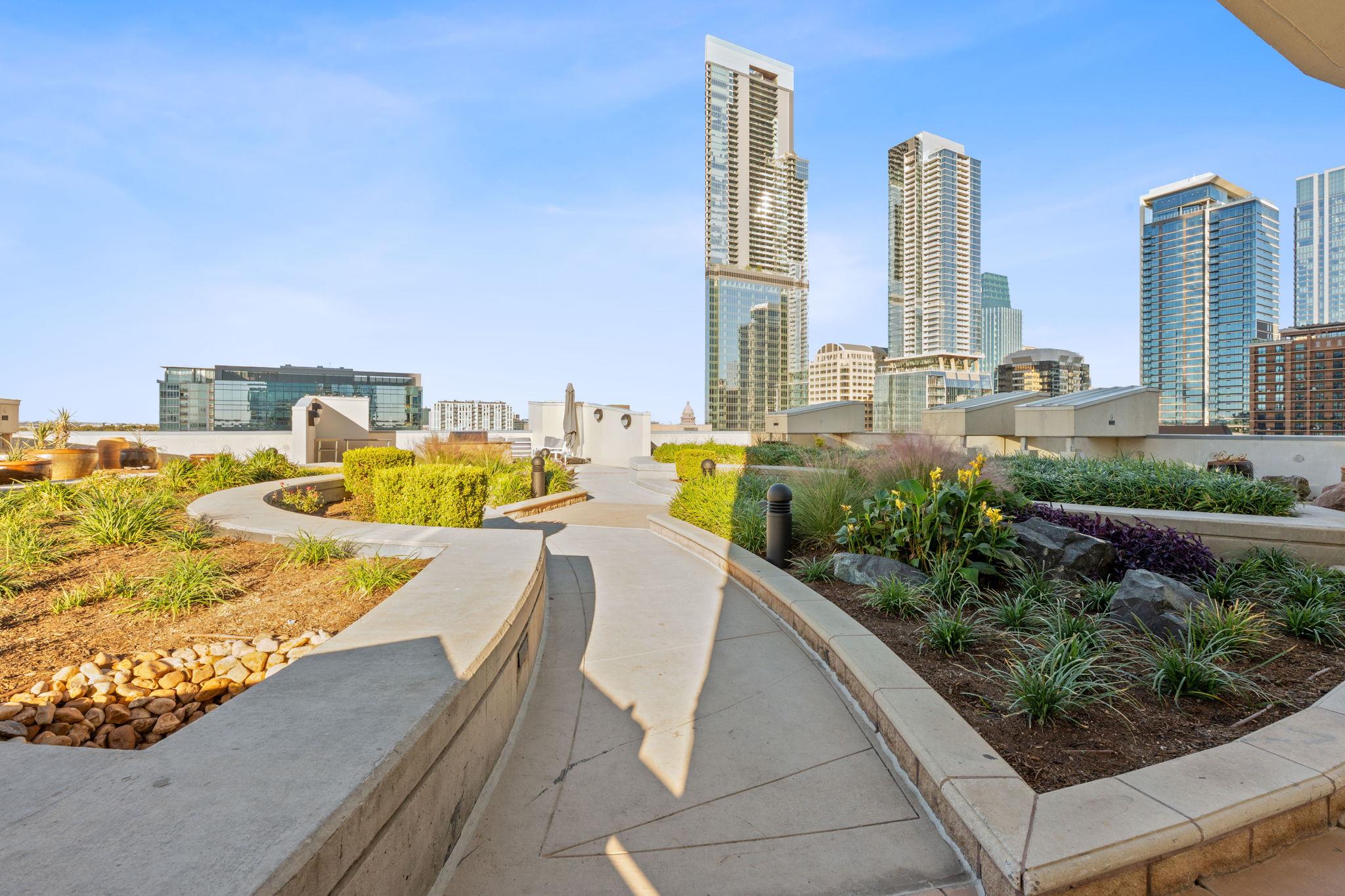 360 Nueces ST # 1703