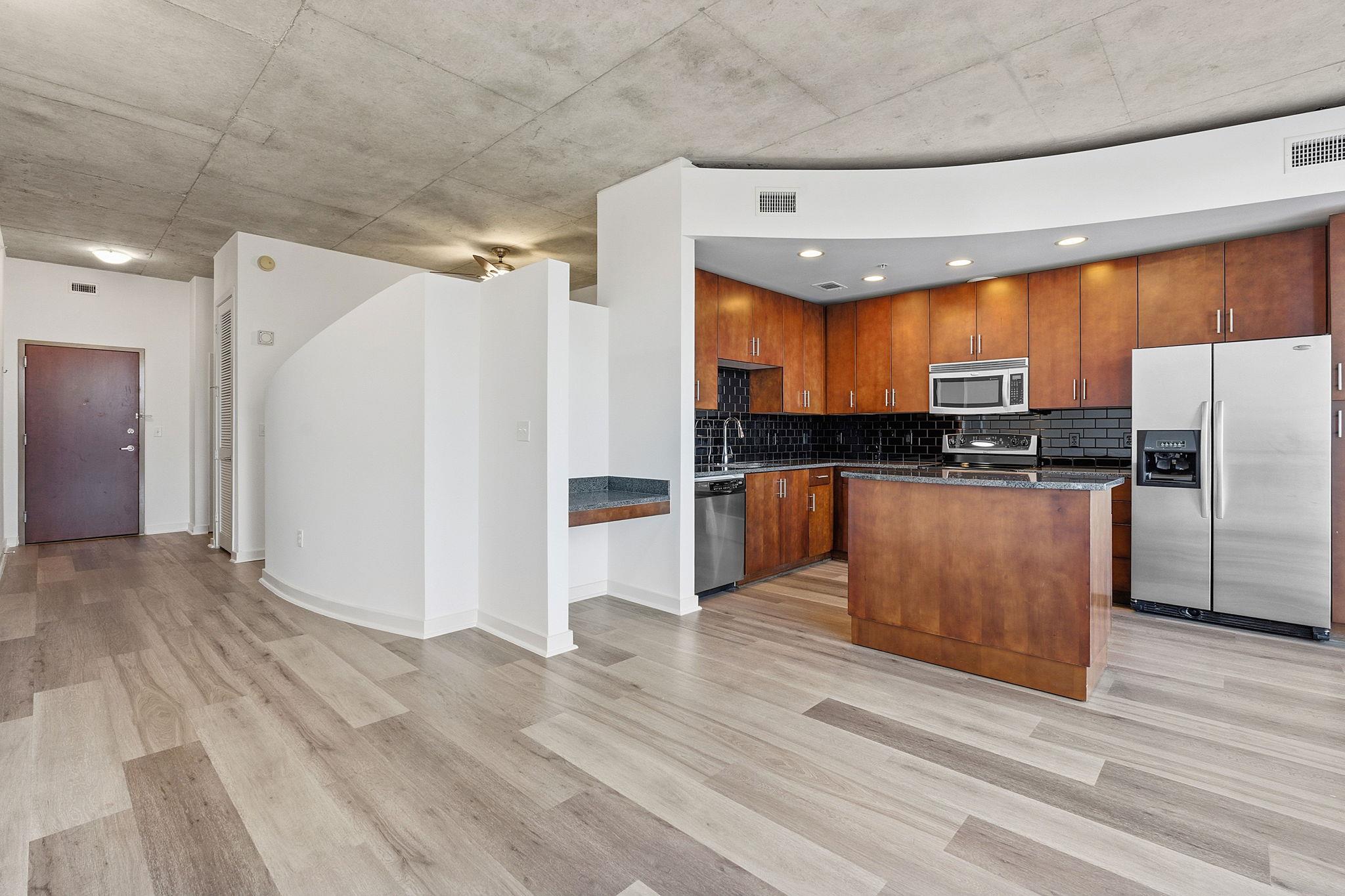 360 Nueces ST # 1703