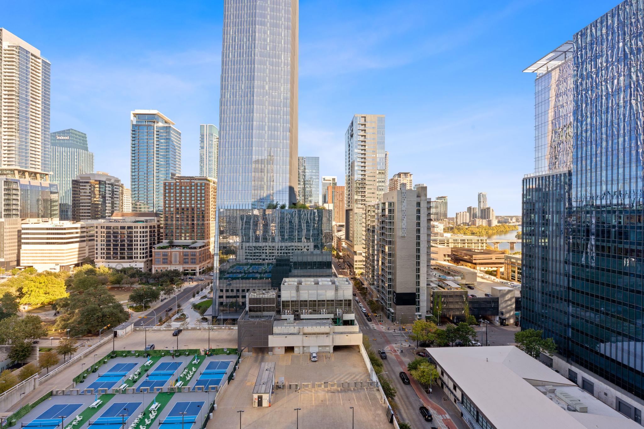 360 Nueces ST # 1703