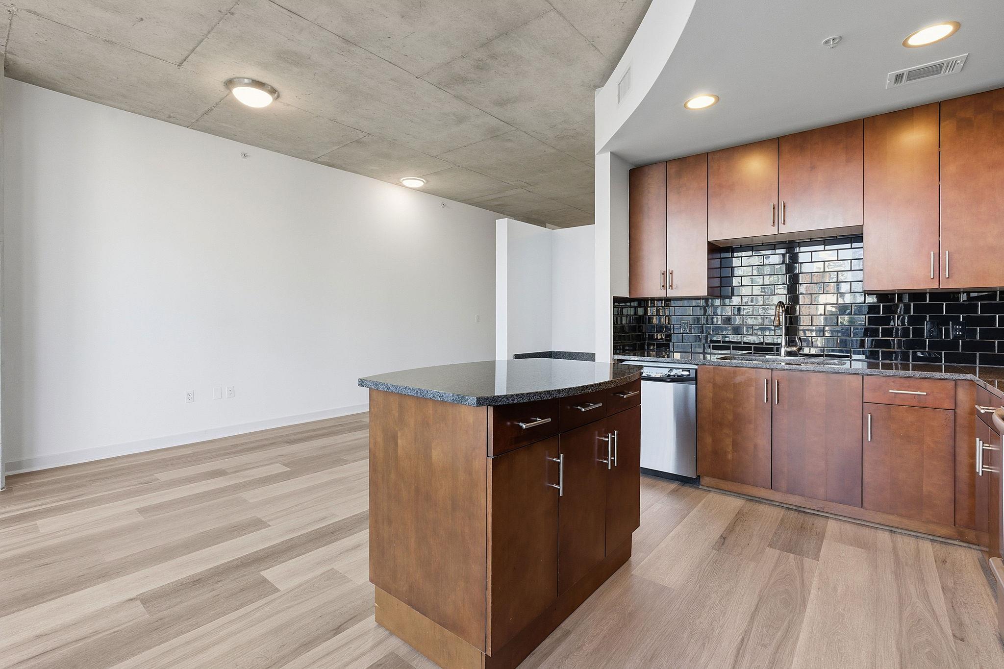 360 Nueces ST # 1703
