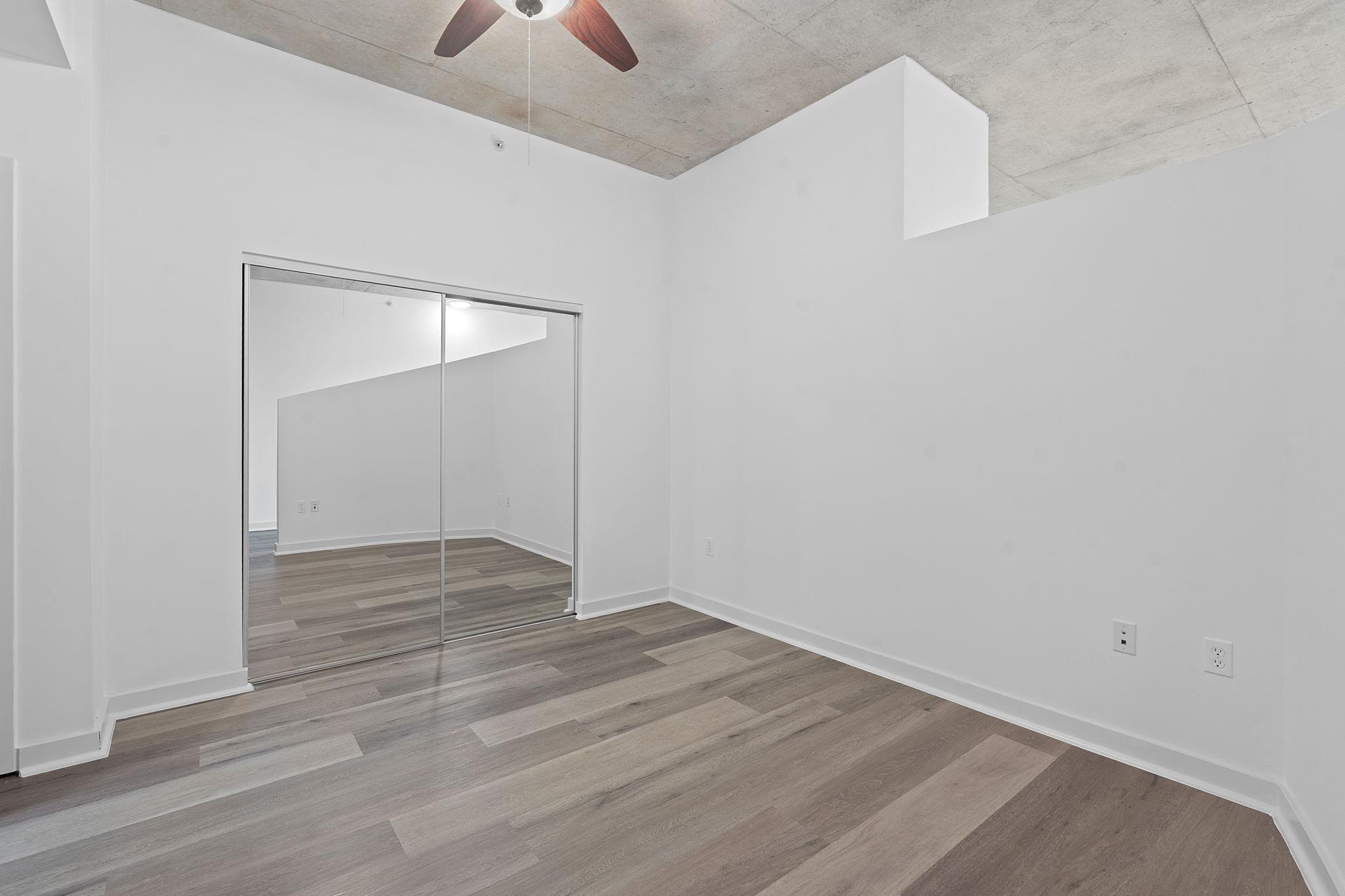 360 Nueces ST # 1703