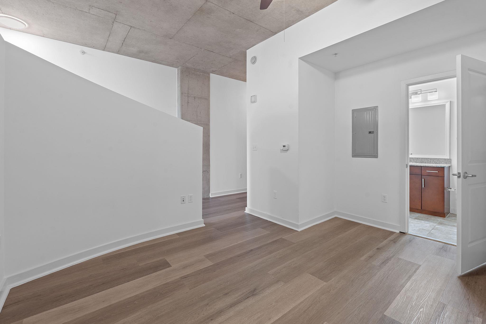 360 Nueces ST # 1703