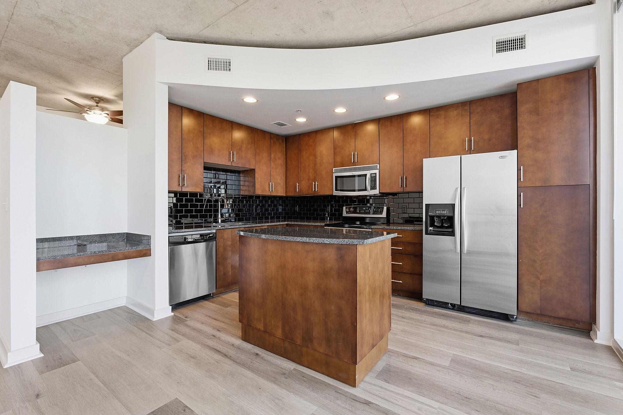 360 Nueces ST # 1703
