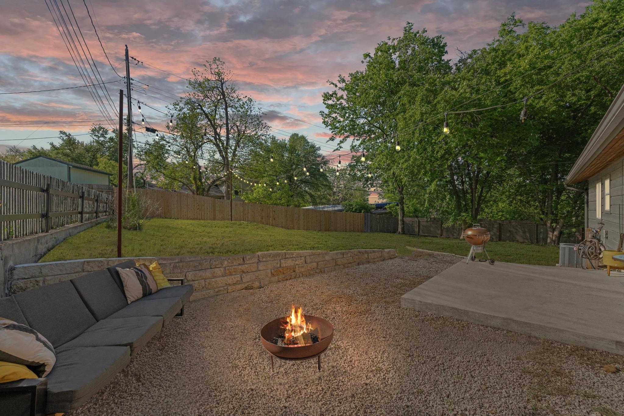6919 Vassar DR