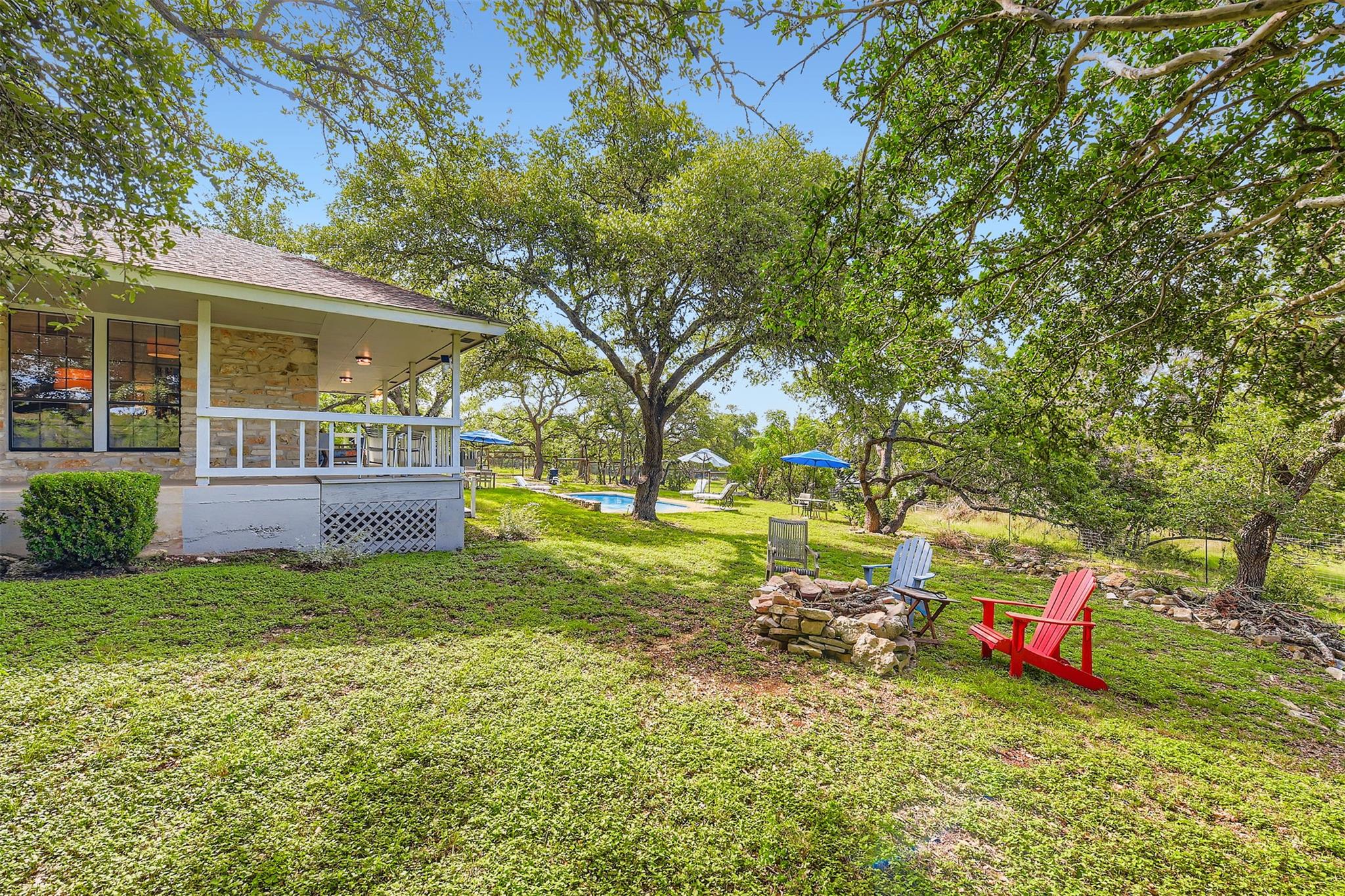 9305 W View RD