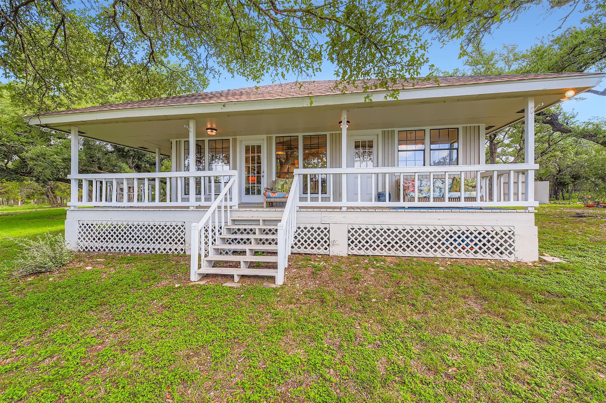 9305 W View RD
