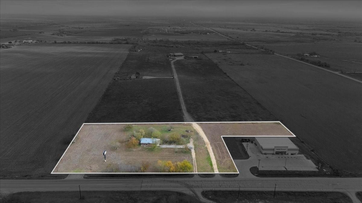 9270 San Marcos Highway