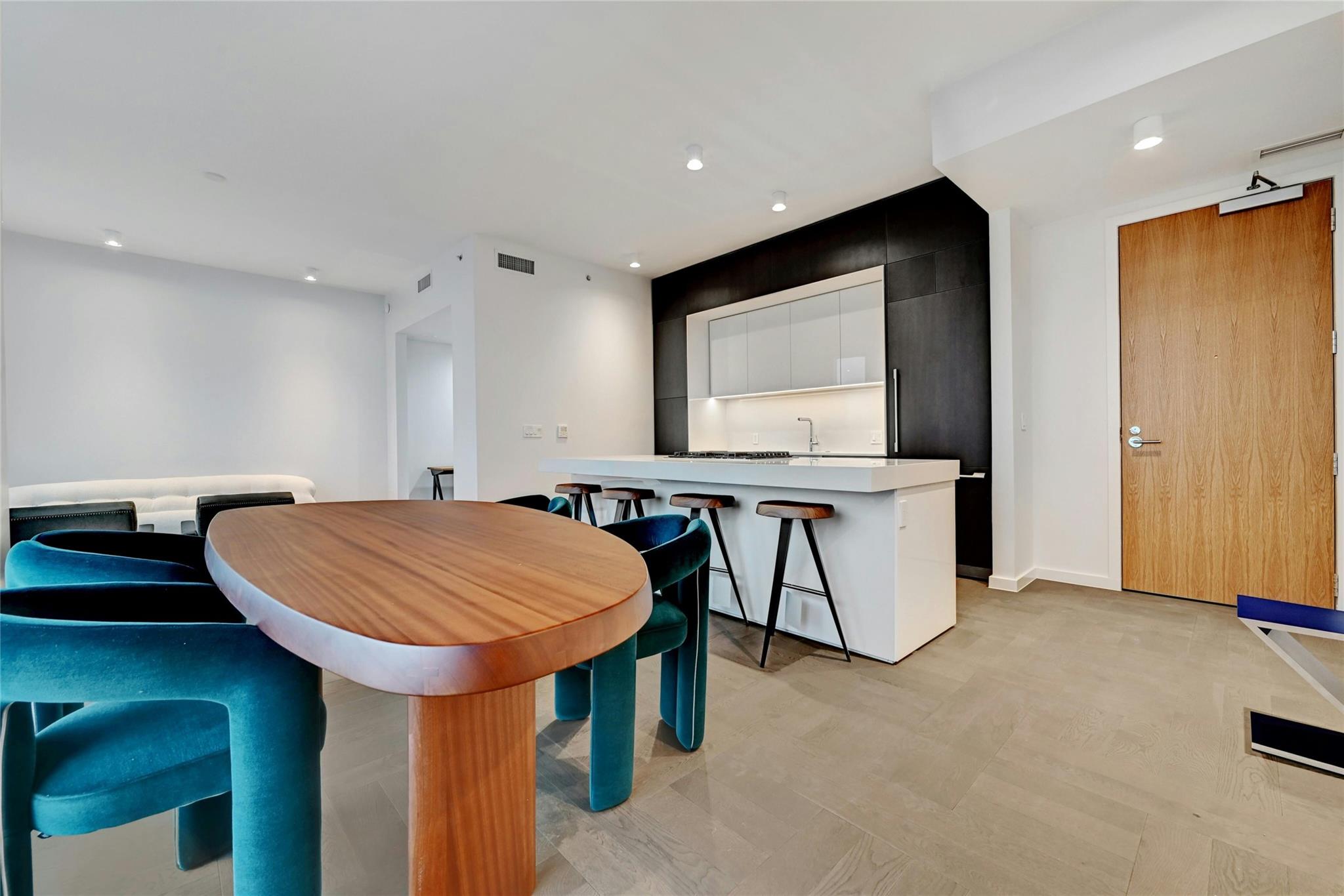 313 W 17th ST # 2306