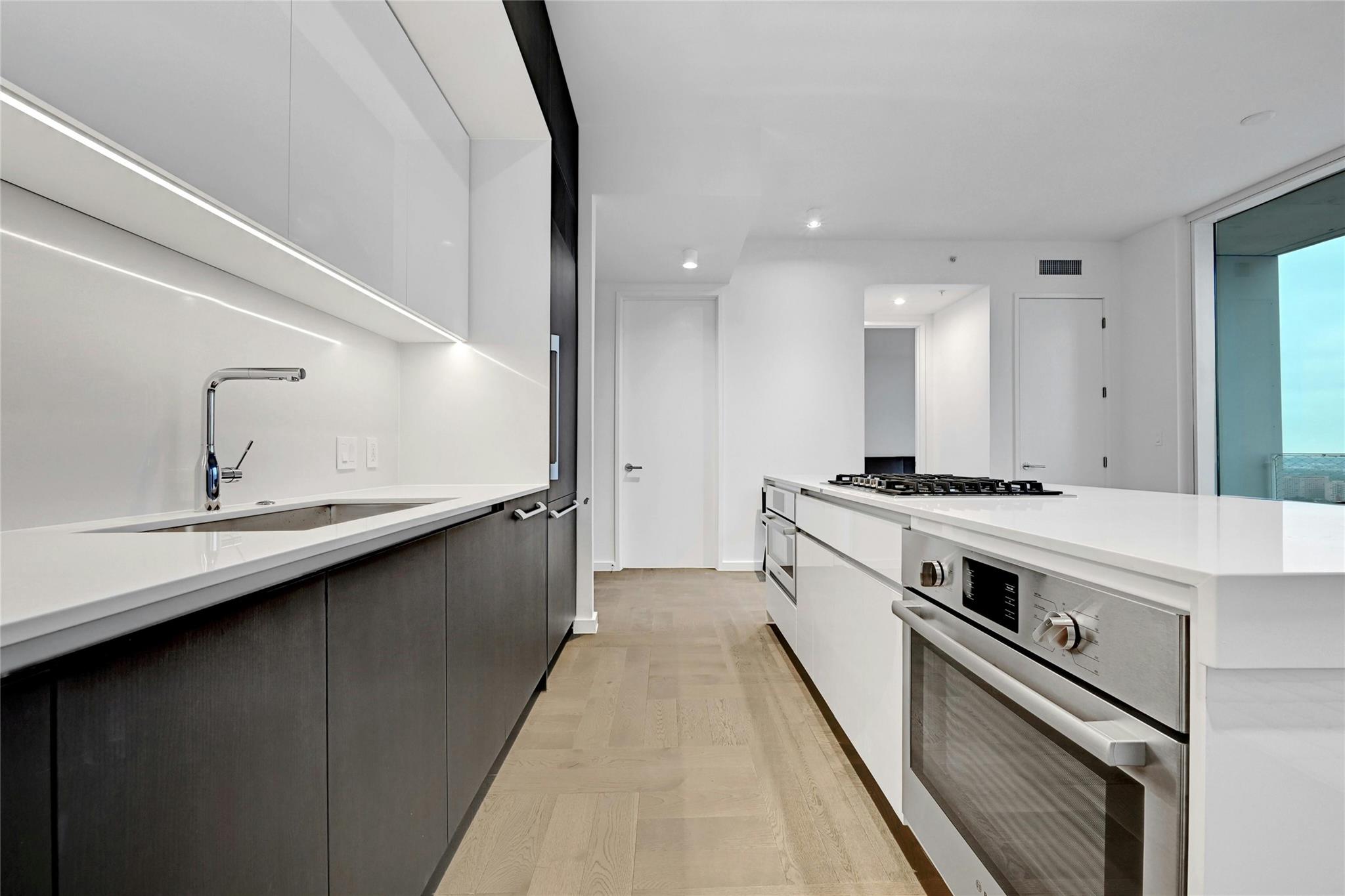 313 W 17th ST # 2306