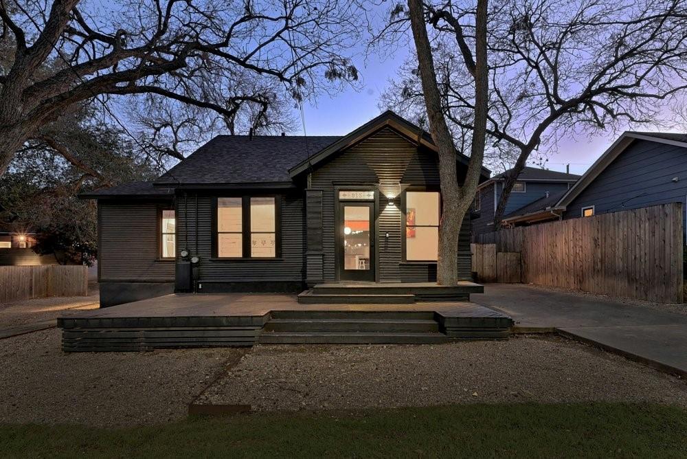 315 E Live Oak ST