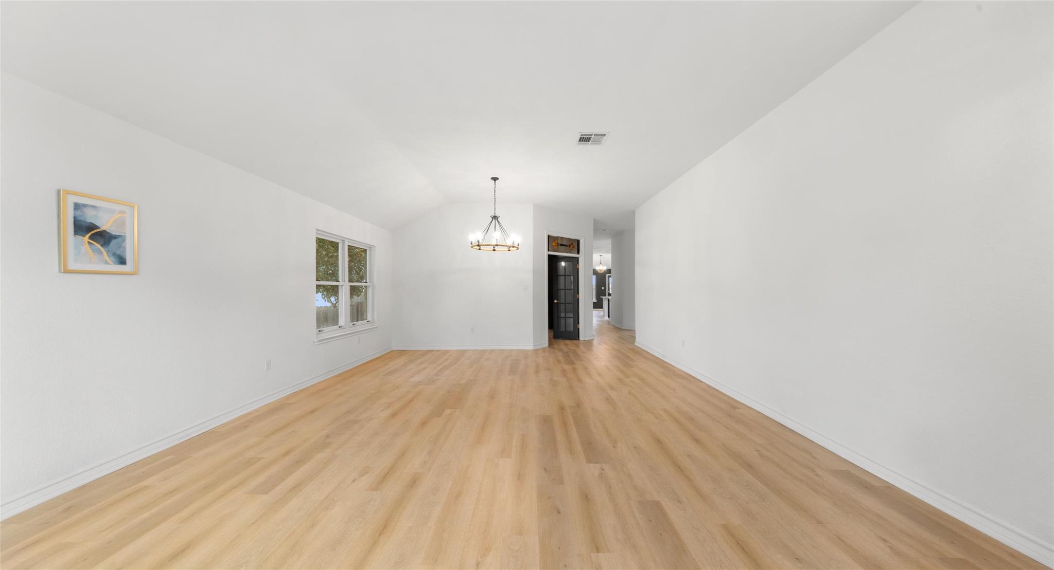 2527 Crenshaw DR