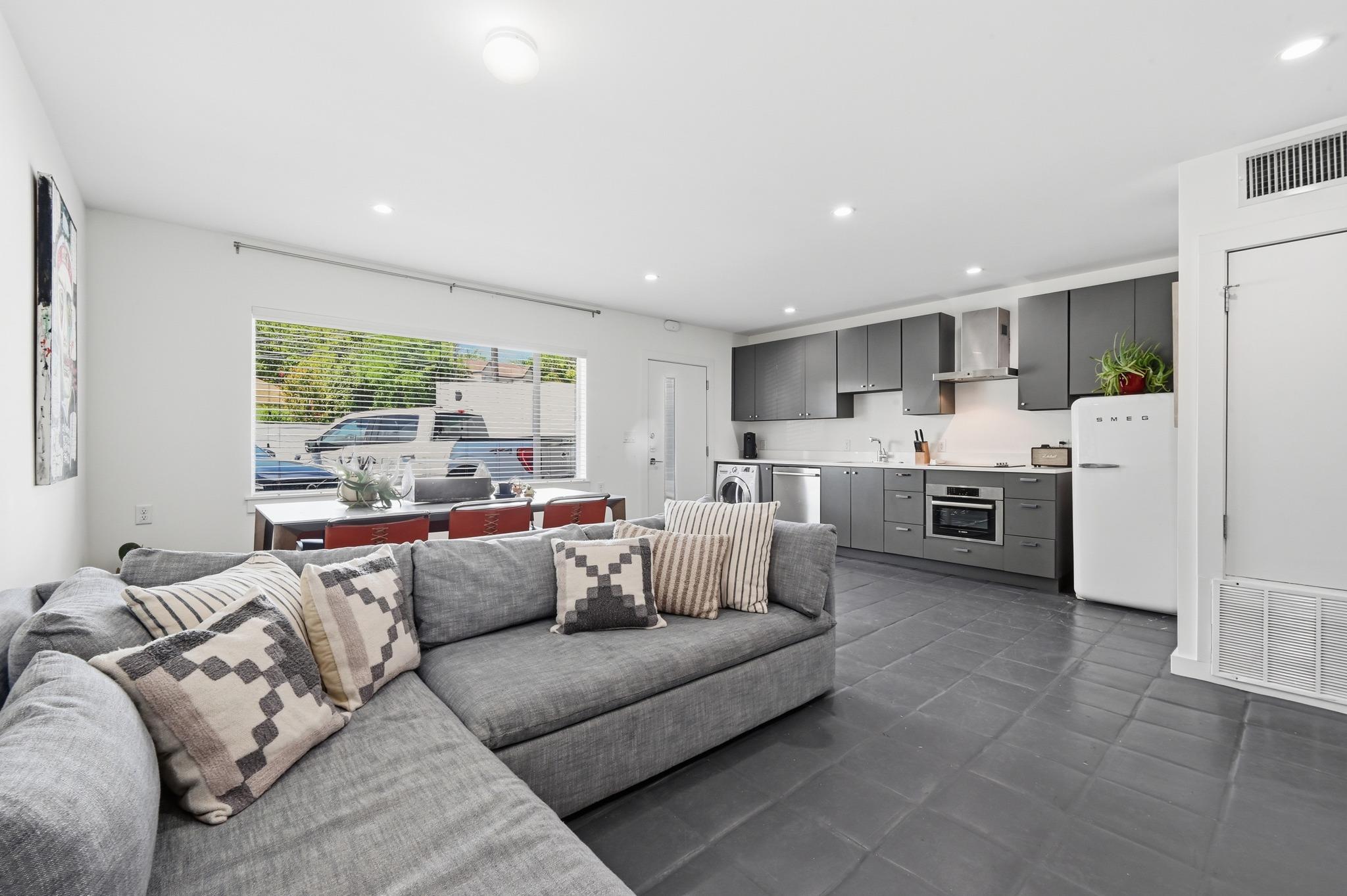 1200 Enfield RD # 106