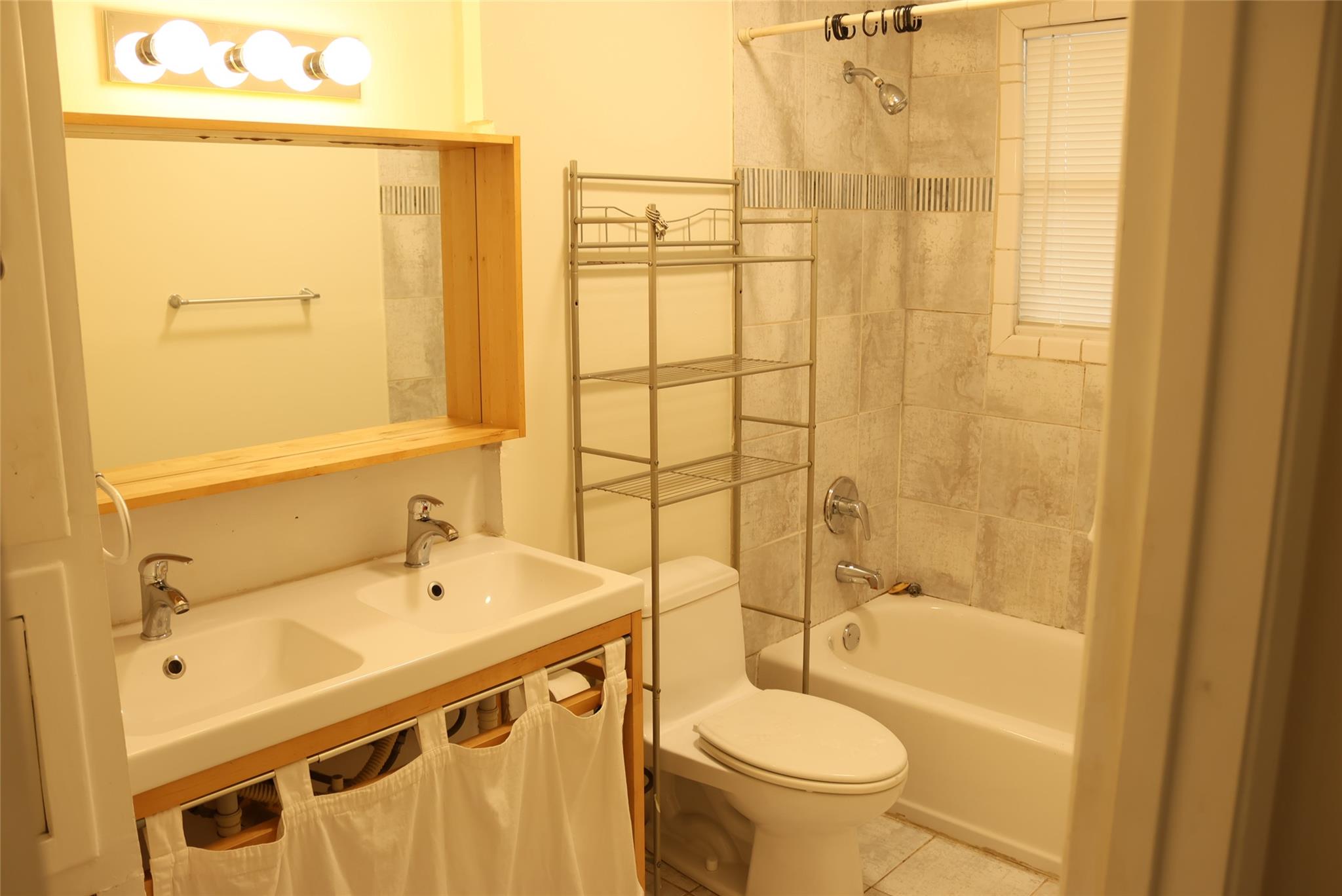 2713 Saint Edwards CIR # A