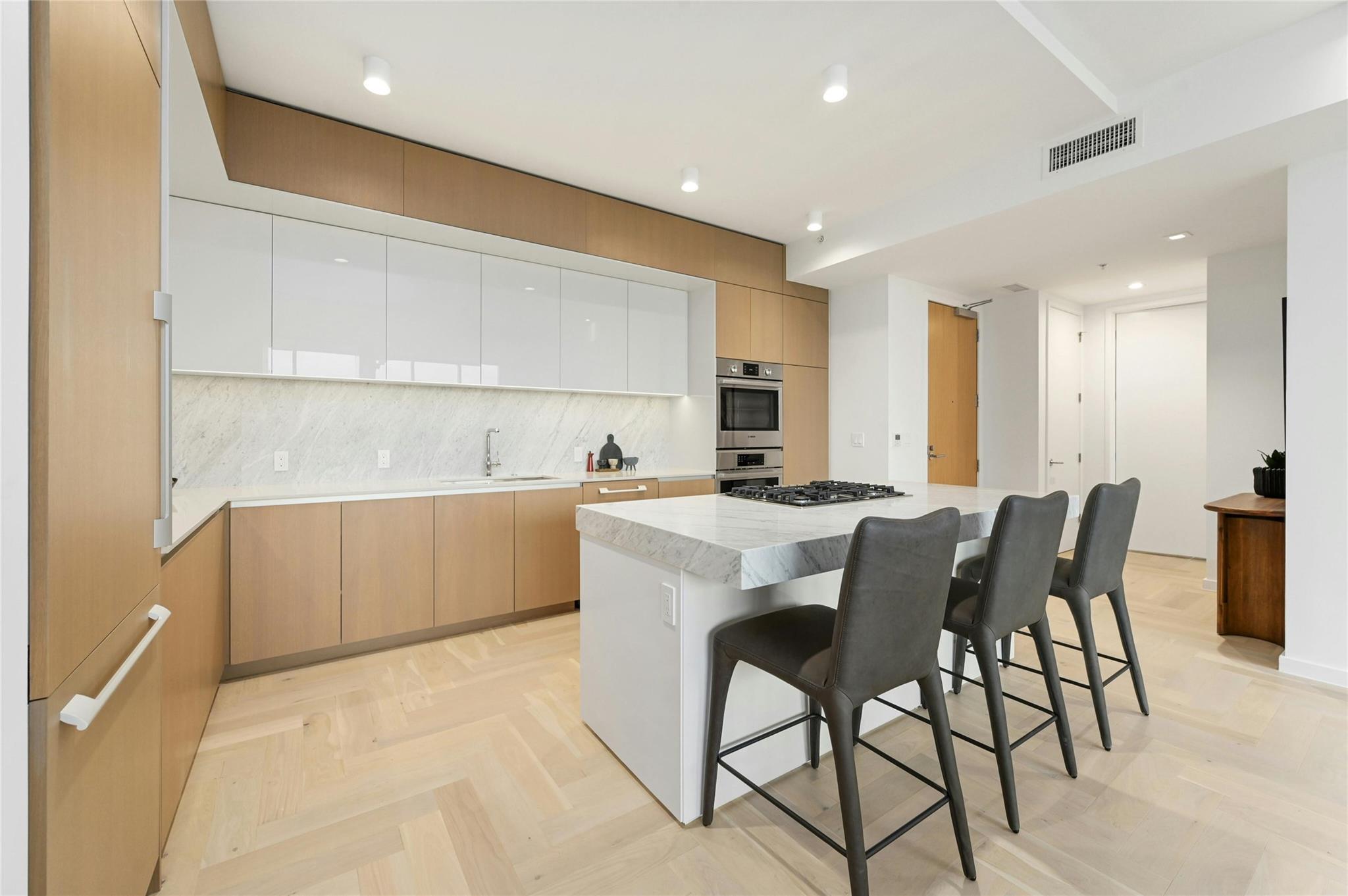 313 W 17th ST # 2204