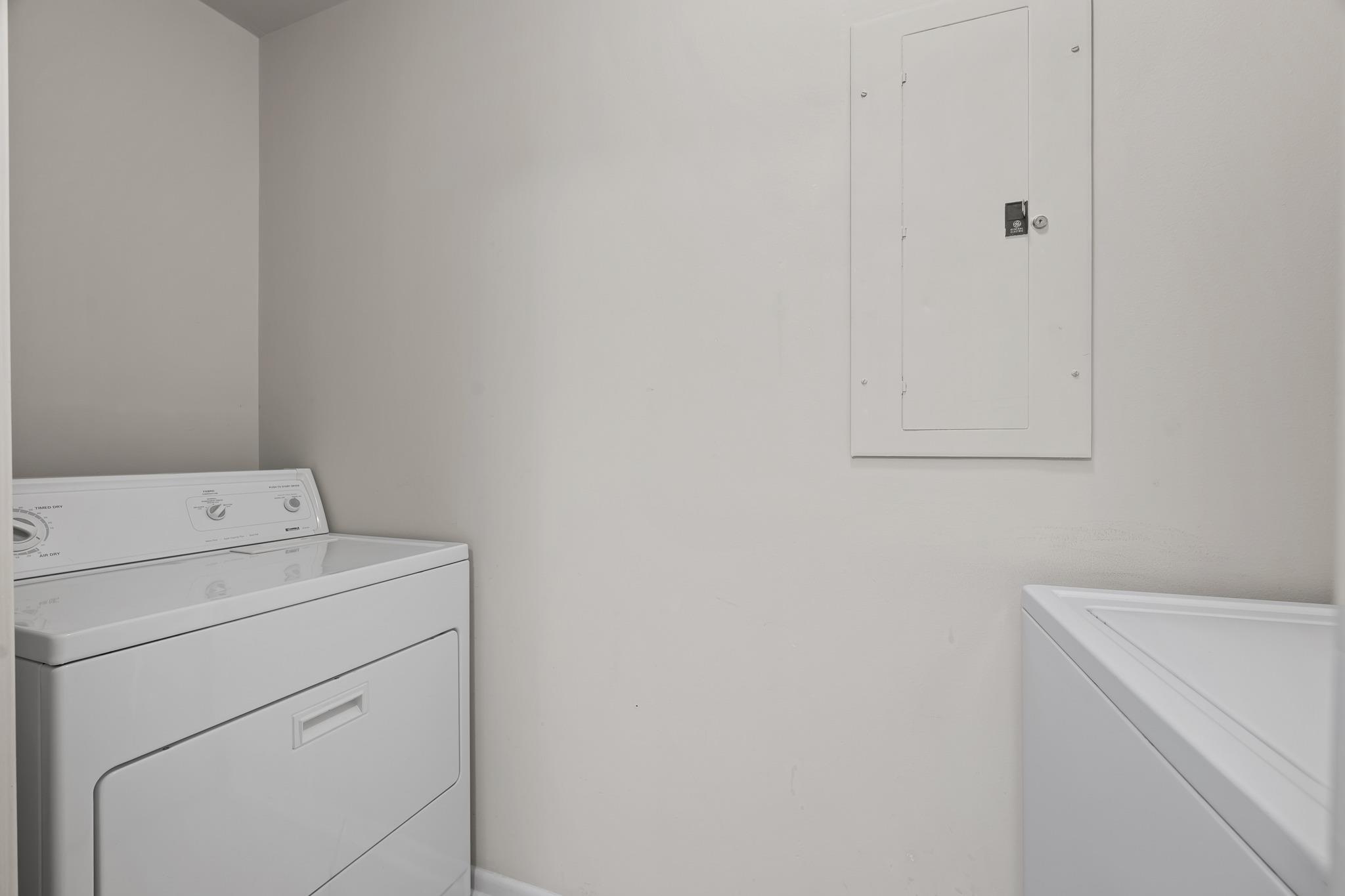 40 N Interstate 35 Unit: 2A2