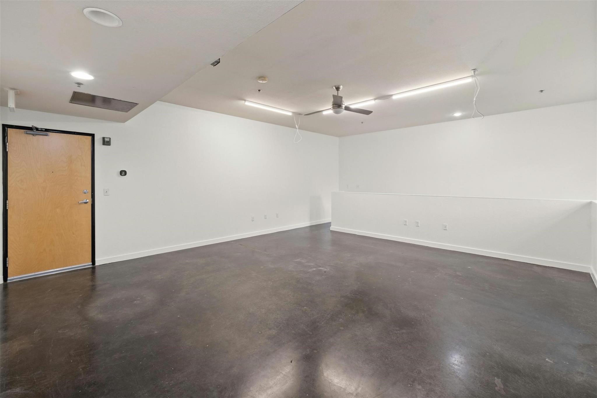 1601 E Cesar Chavez ST # 106