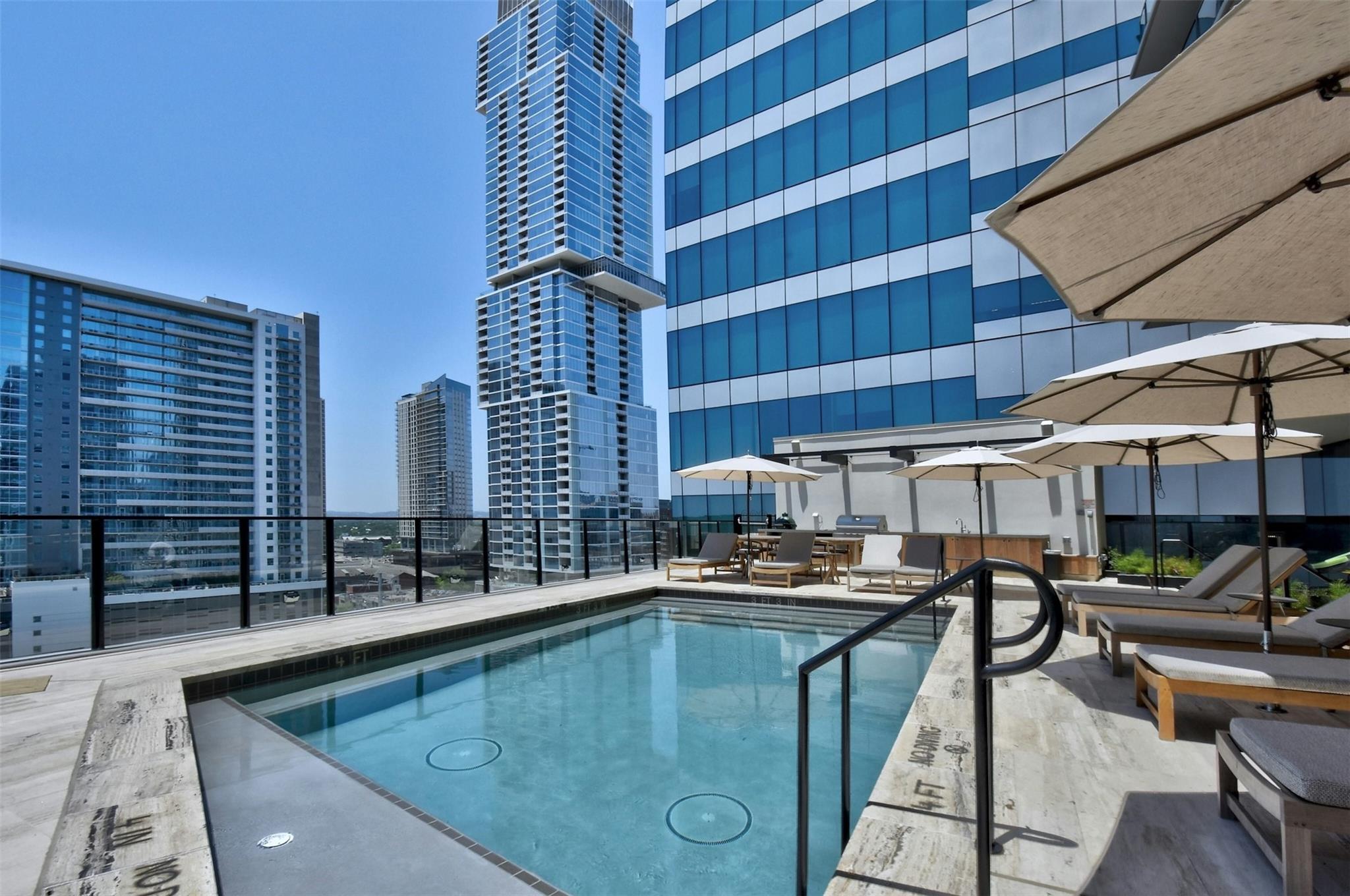 202 Nueces ST # 3001