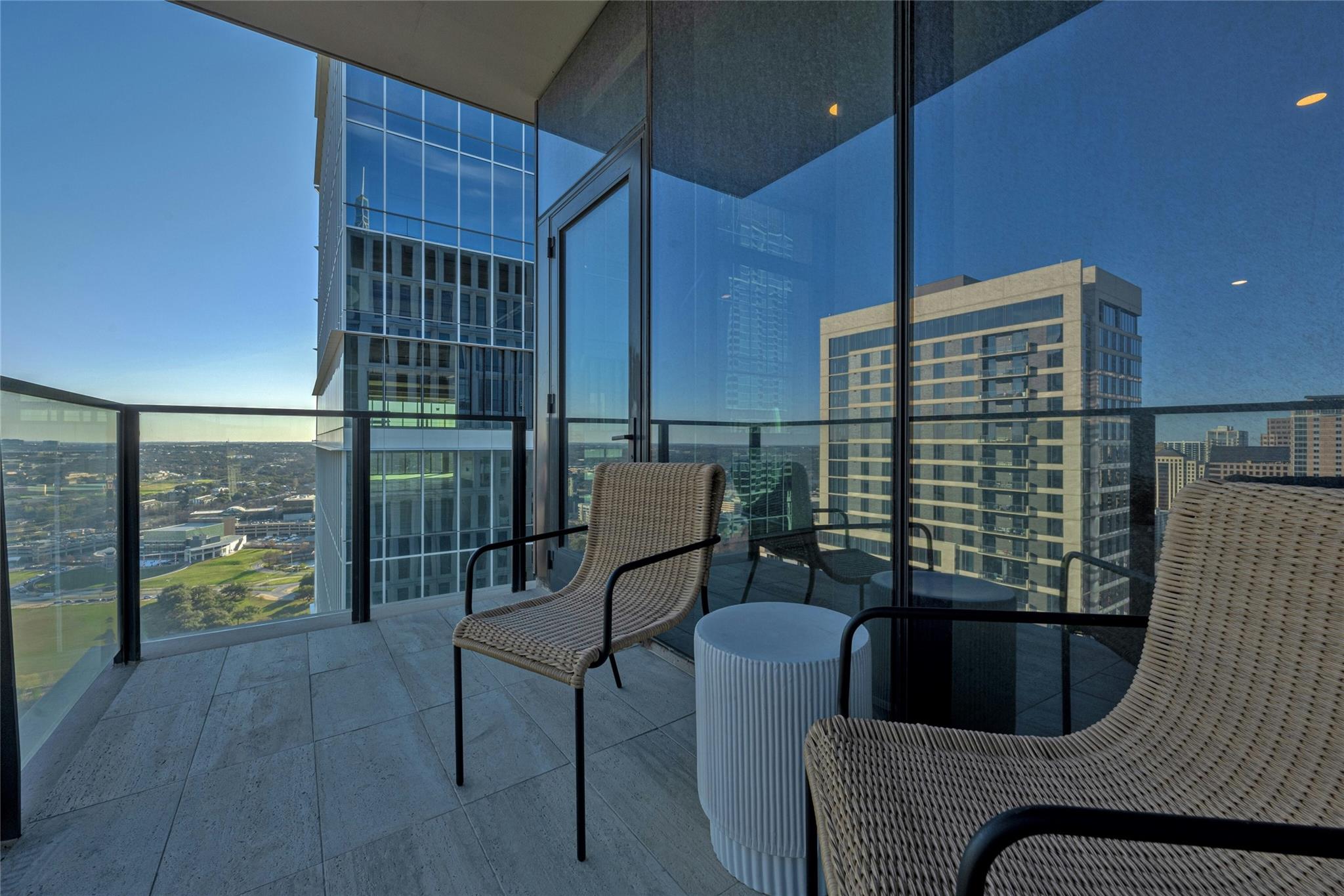 202 Nueces ST # 3001