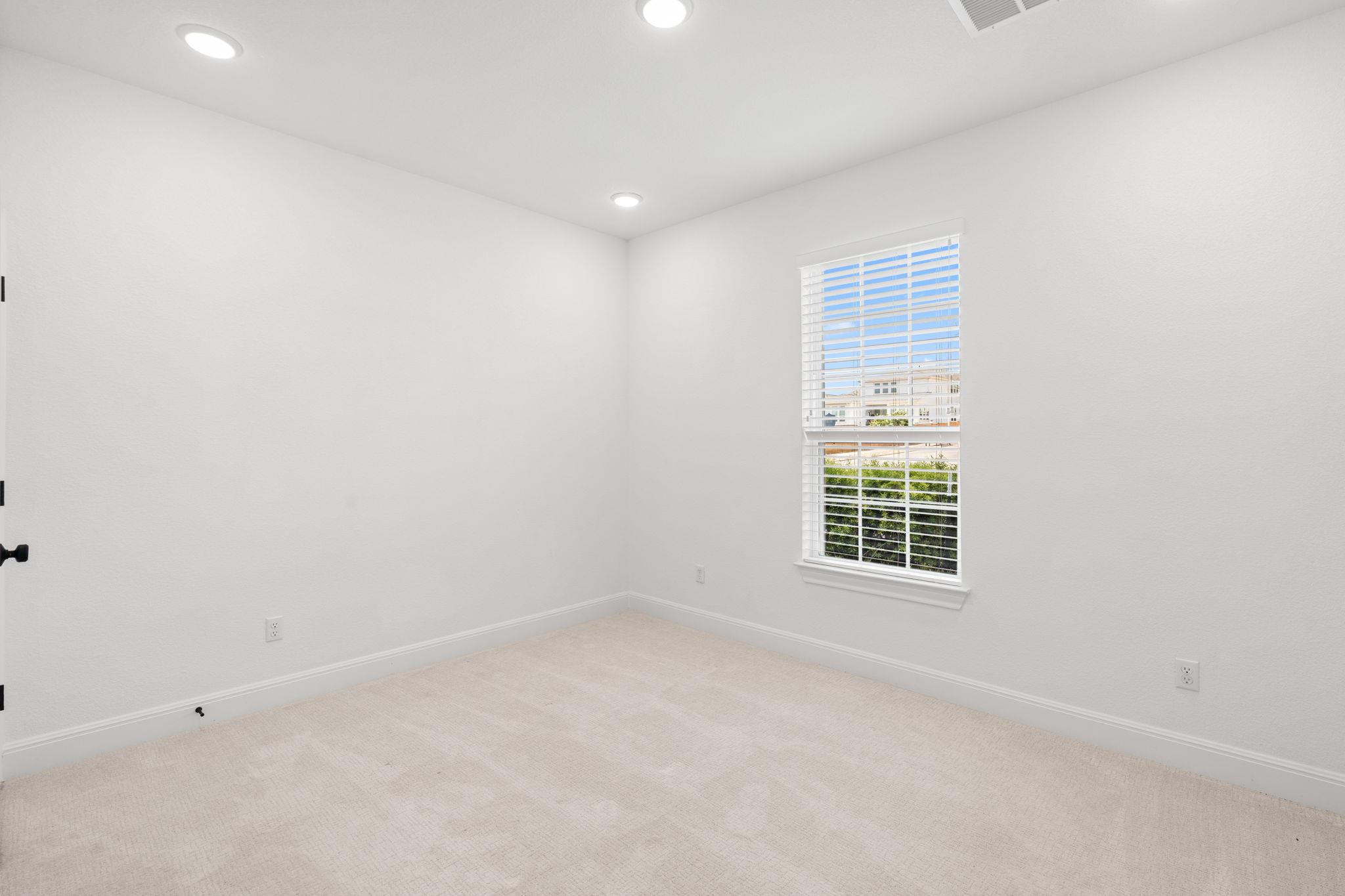 3432 Charade DR