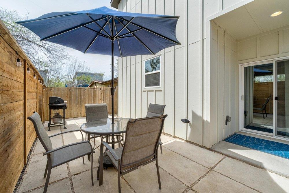 913 Valdez ST # B Unit: A & B