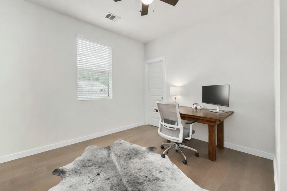 913 Valdez ST # B Unit: A & B